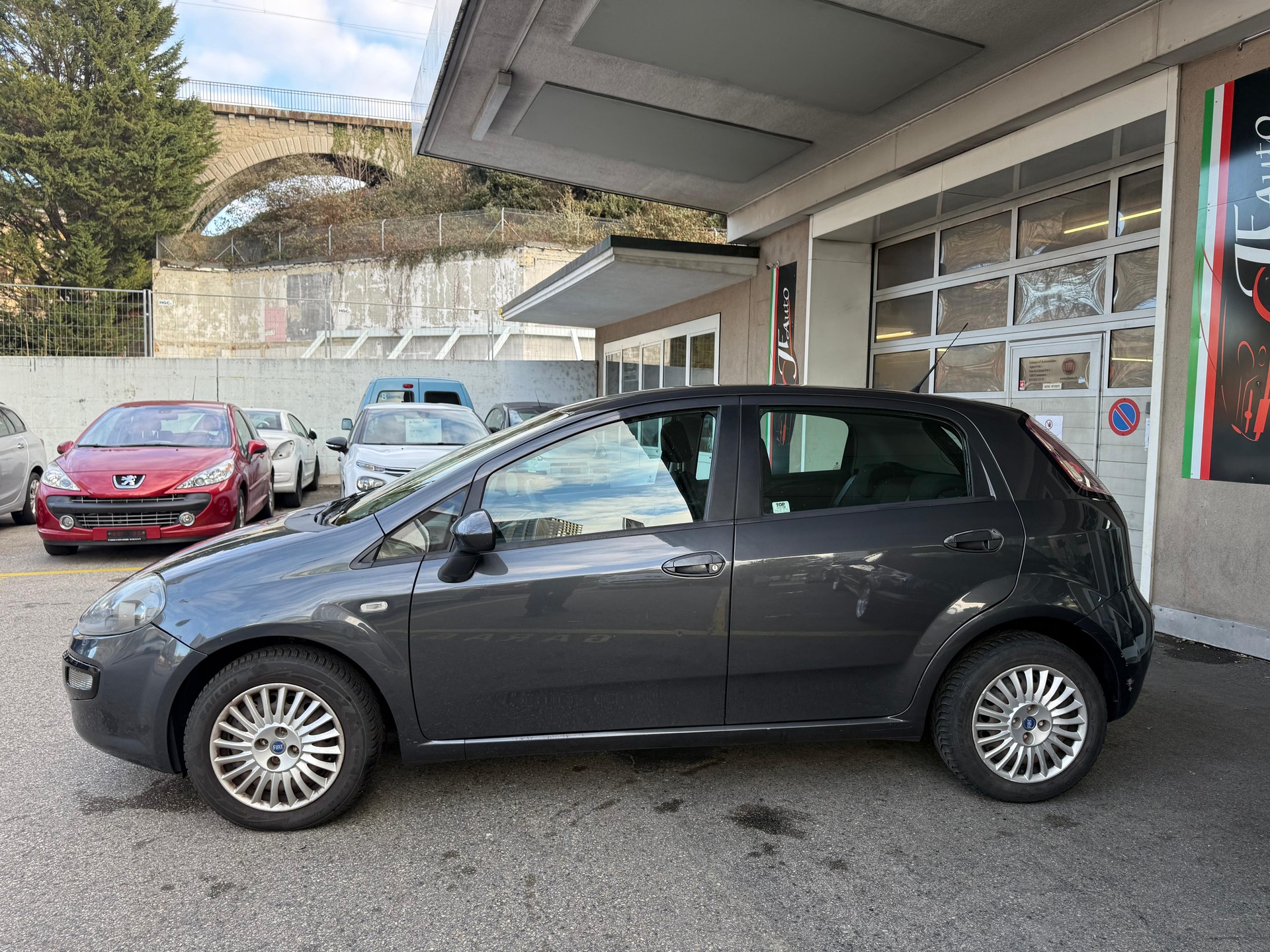FIAT Punto Evo 1.4 MyLife Dualogic-showroom-element-2