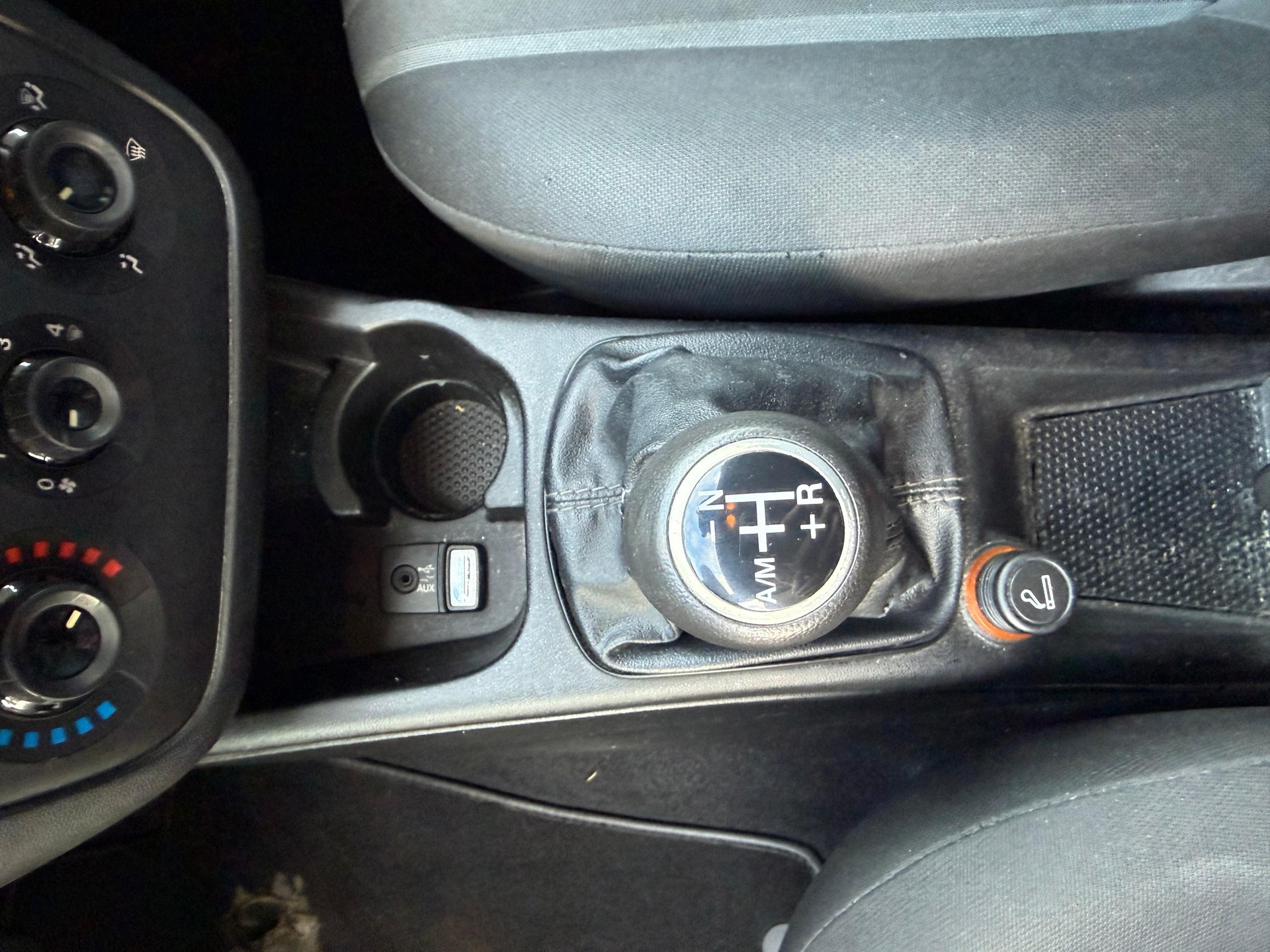 FIAT Punto Evo 1.4 MyLife Dualogic-image-12