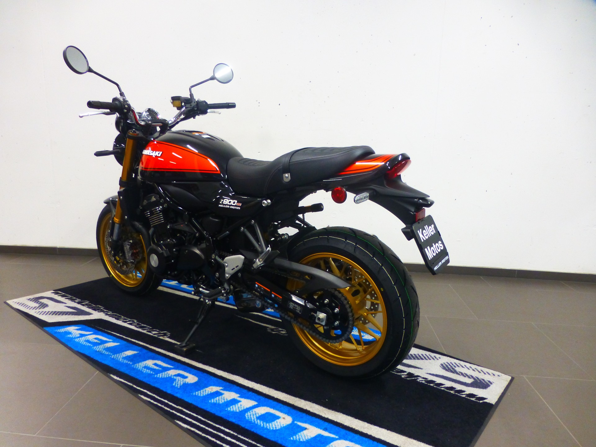 KAWASAKI Z 900 RS SE MY 2026-showroom-element-3