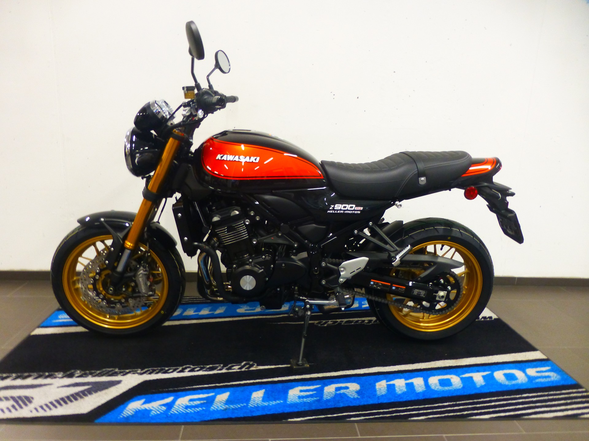 KAWASAKI Z 900 RS SE MY 2026-showroom-element-1