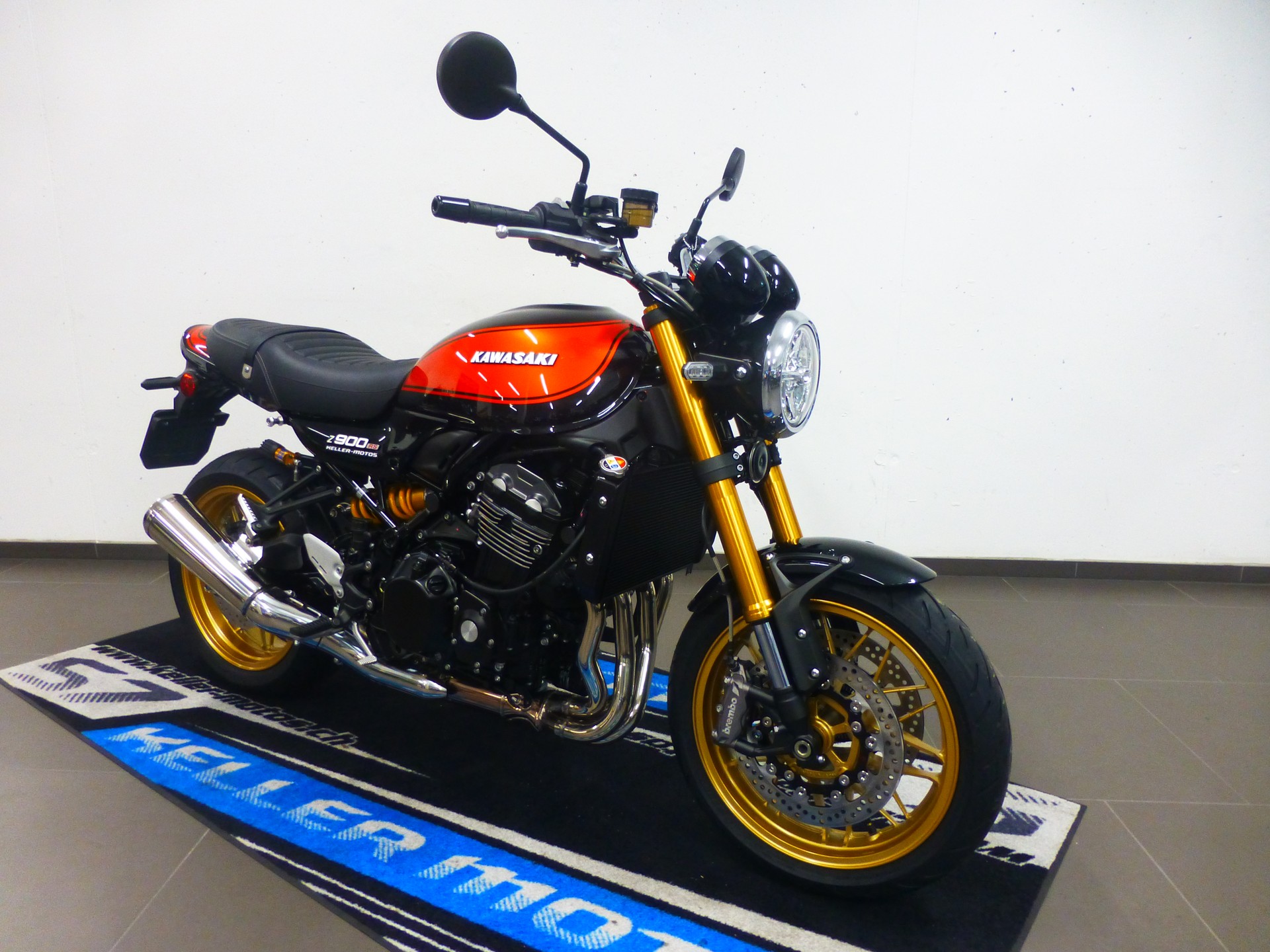 KAWASAKI Z 900 RS SE MY 2026-showroom-element-2