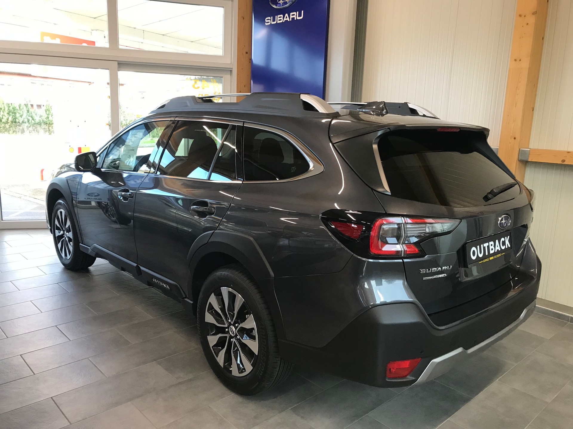 SUBARU Outback 2.5i Final Edition-image-6