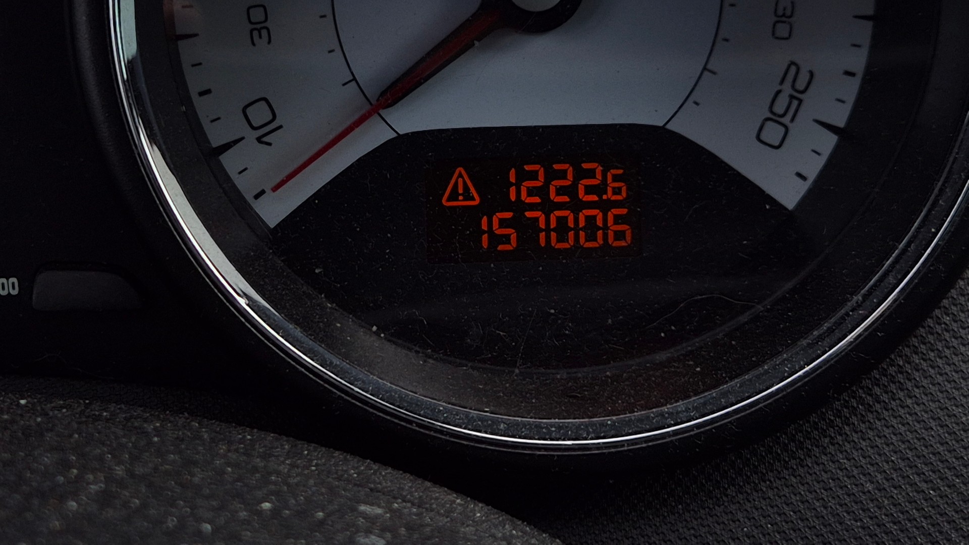 PEUGEOT 308 1.6 16V Turbo Allure Automatic-image-10