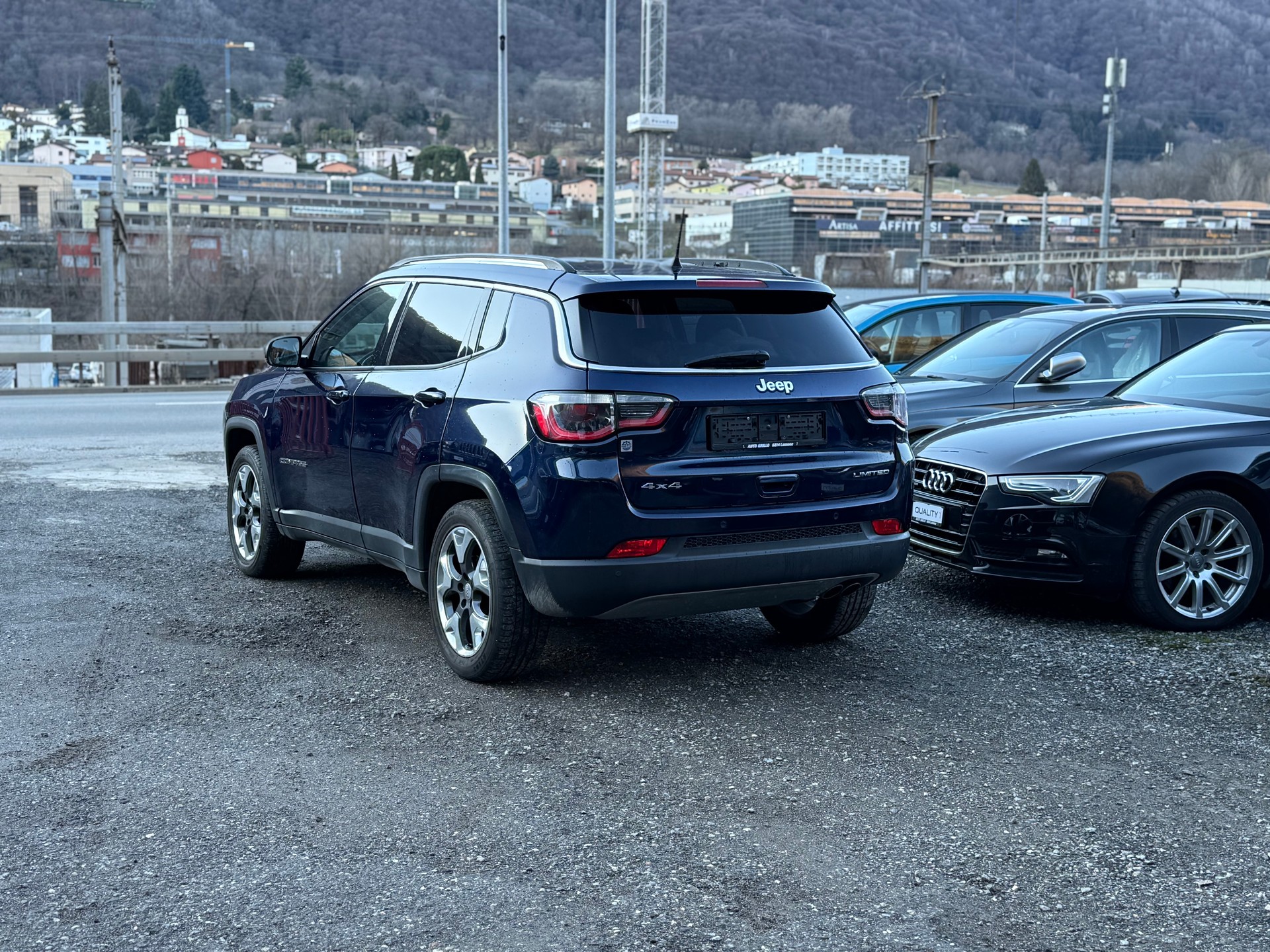 JEEP Compass 2.0CRD Limited AWD 9ATX-image-3