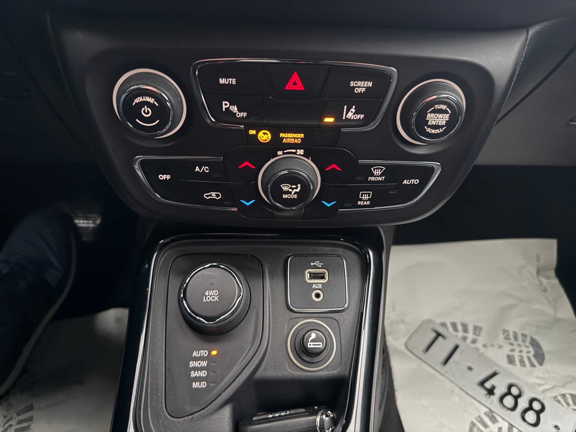 JEEP Compass 2.0CRD Limited AWD 9ATX-image-8