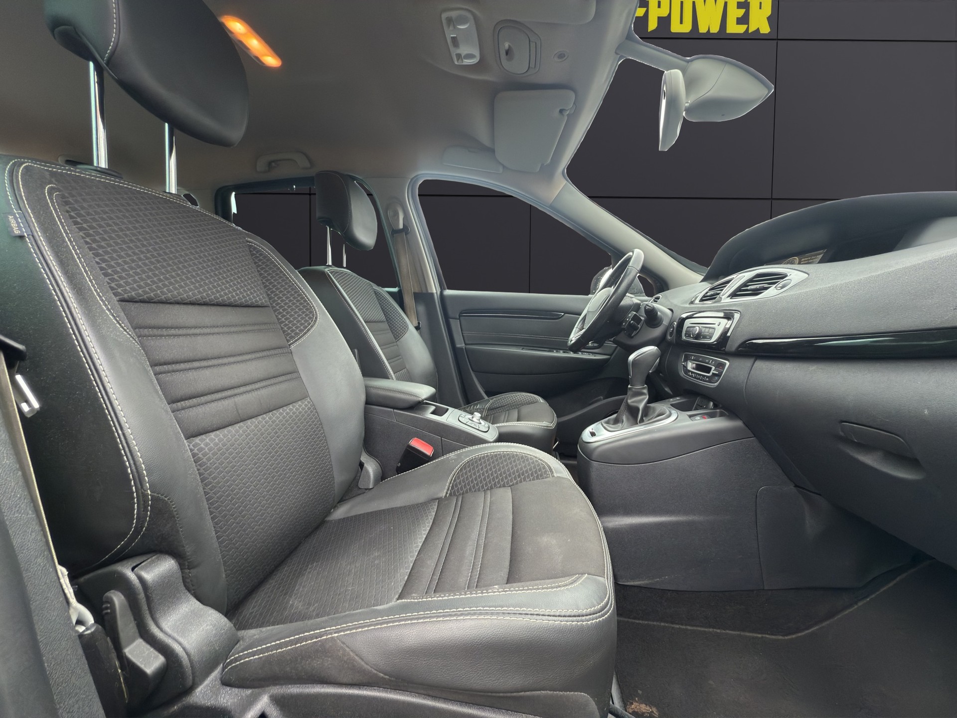 RENAULT EDC / Rückfahrkamera // Bose-image-11