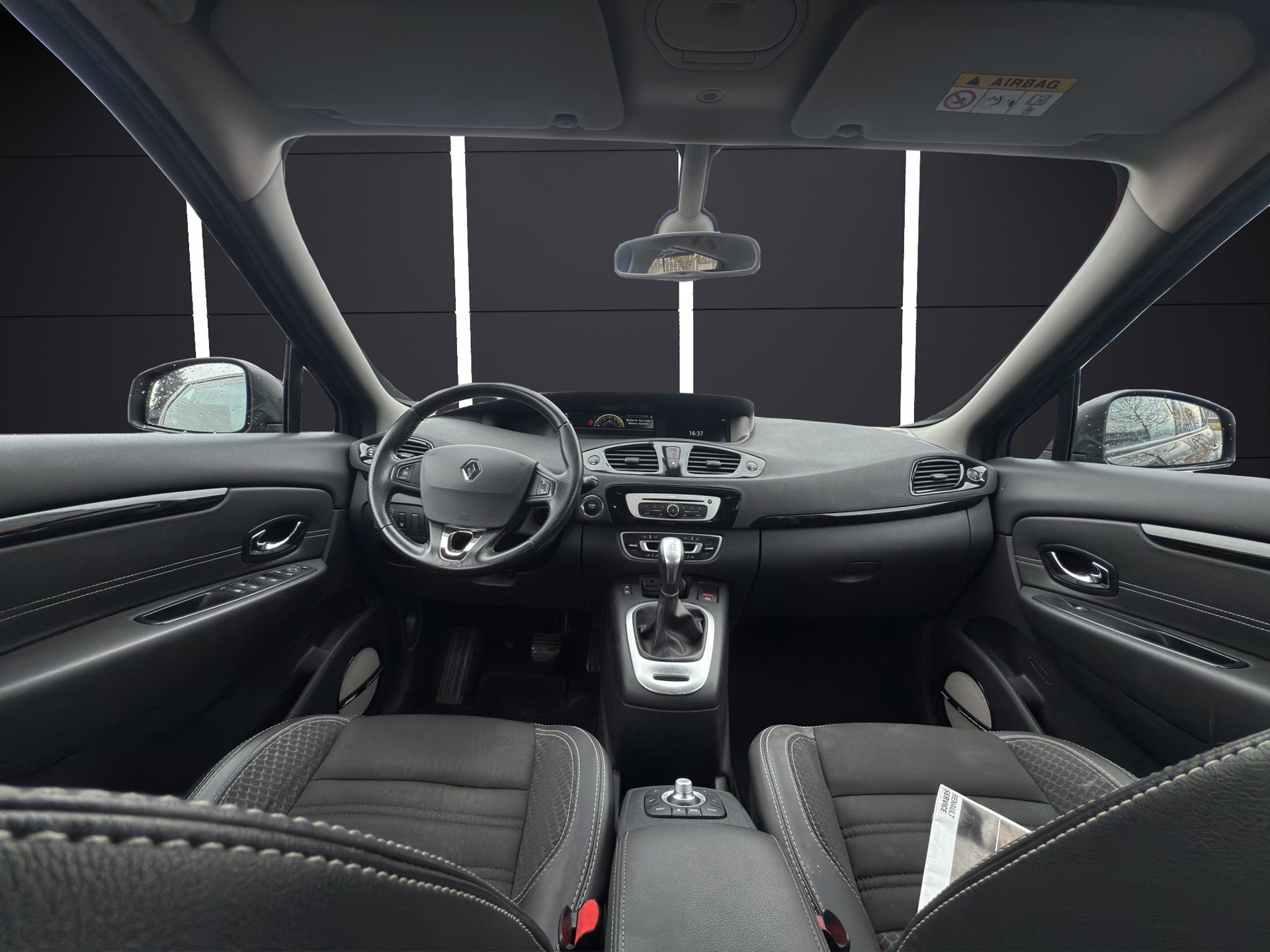 RENAULT EDC / Rückfahrkamera // Bose-image-15