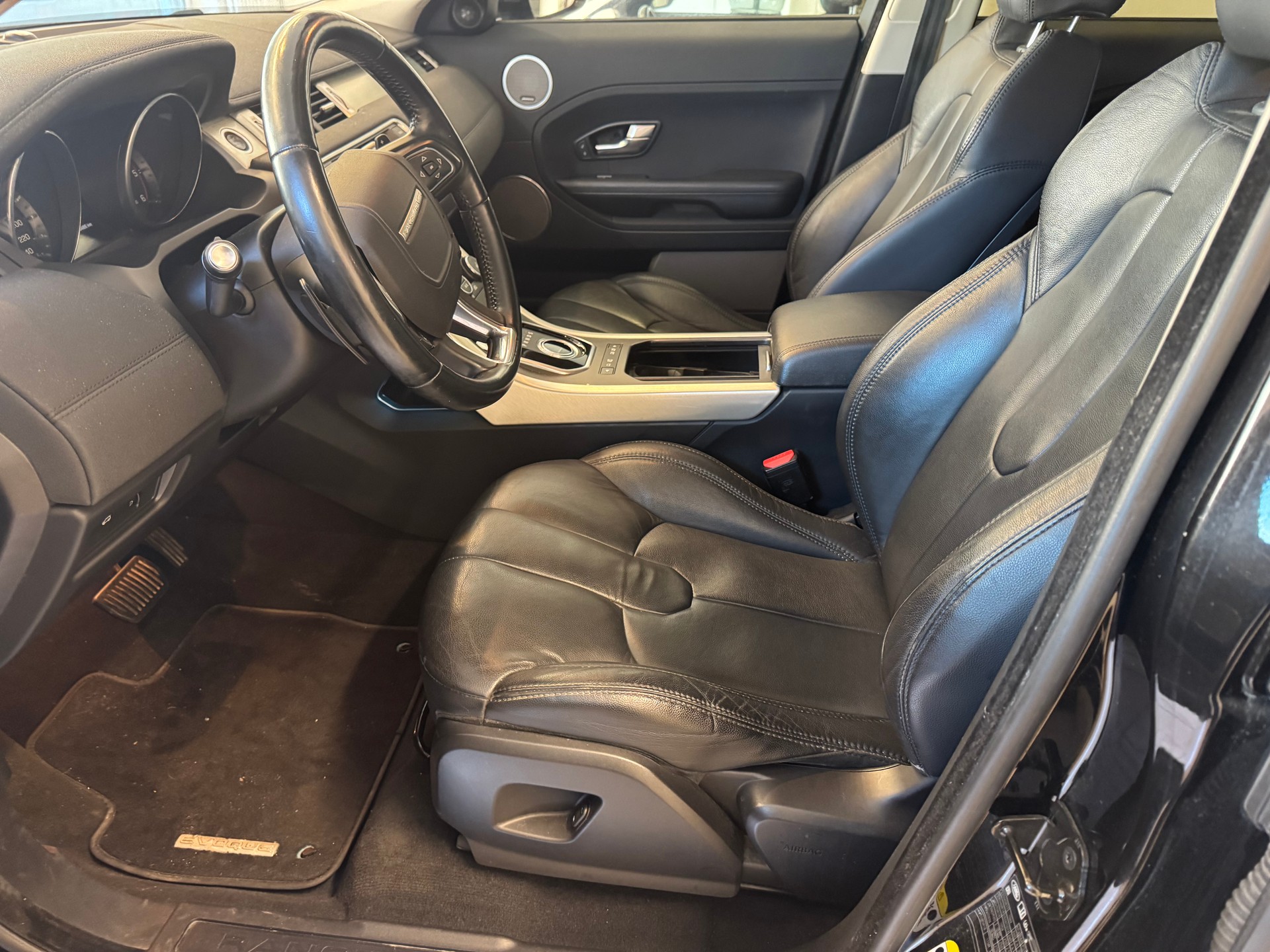 LAND ROVER Range Rover Evoque 2.2 TD4 Dynamic-image-11