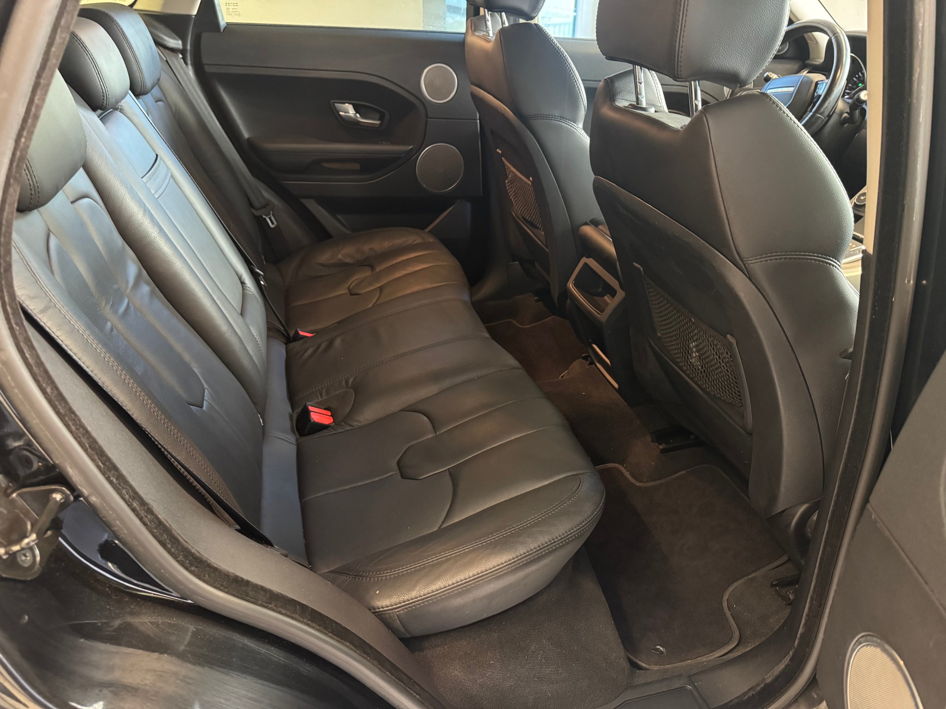 LAND ROVER Range Rover Evoque 2.2 TD4 Dynamic-image-14