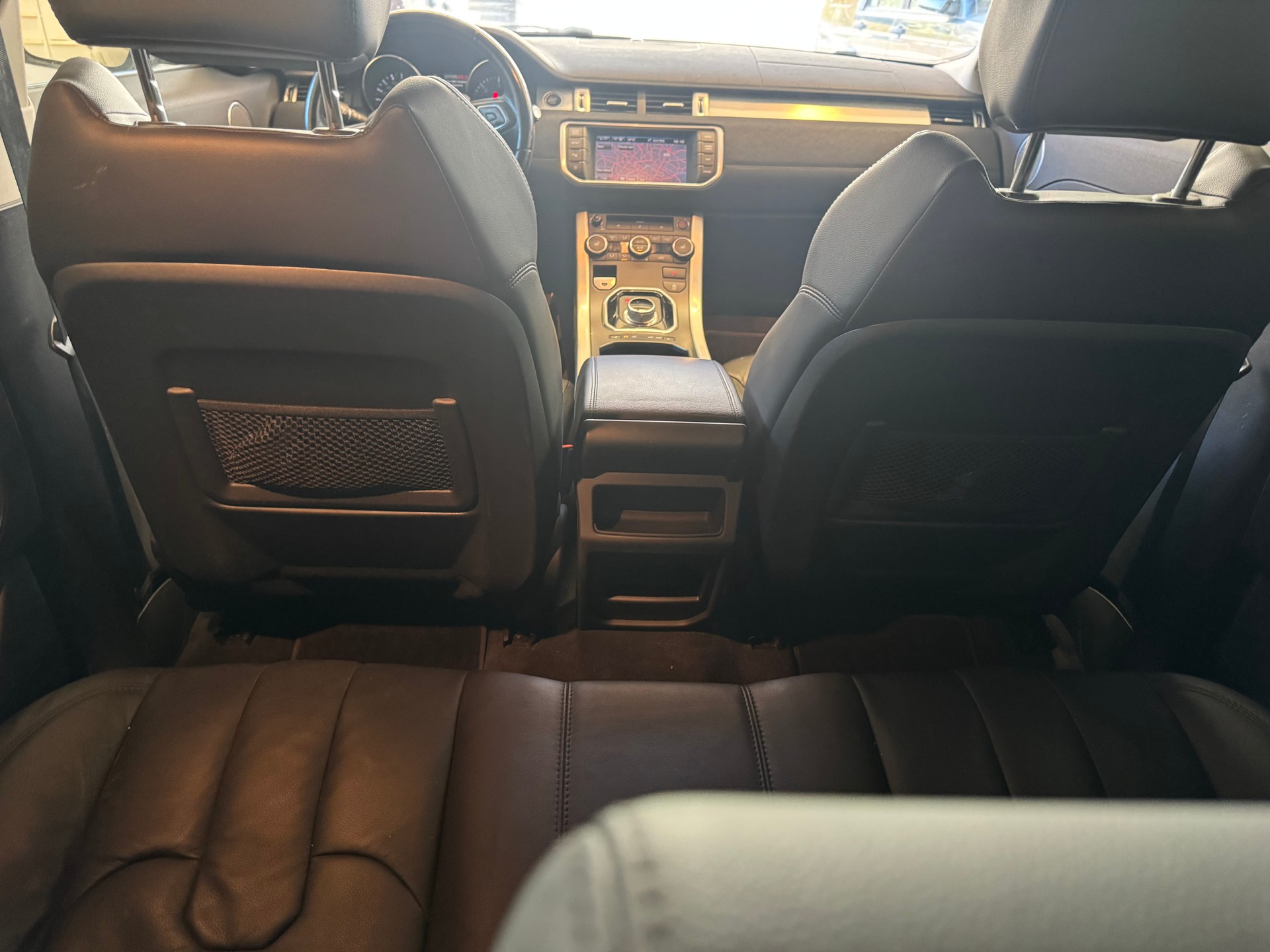 LAND ROVER Range Rover Evoque 2.2 TD4 Dynamic-image-10