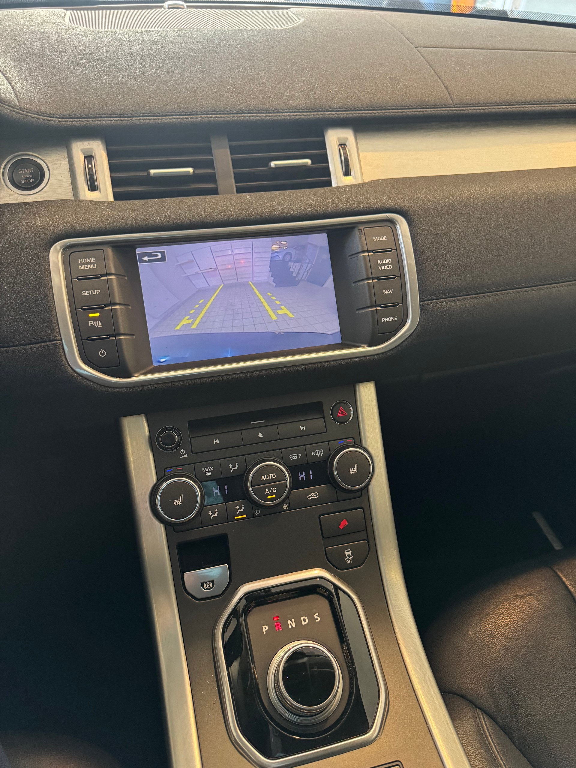 LAND ROVER Range Rover Evoque 2.2 TD4 Dynamic-image-9