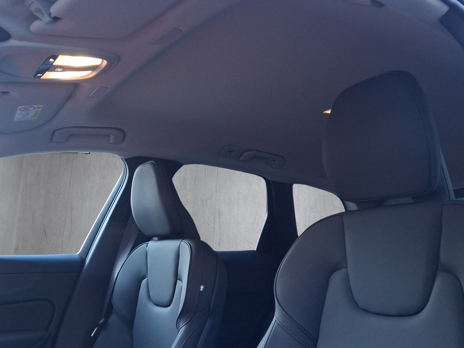 VOLVO XC60 T6 eAWD PluginHybrid Plus Dark Geartronic-image-14