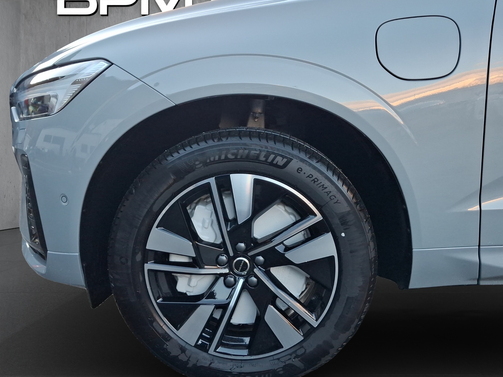 VOLVO XC60 T6 eAWD PluginHybrid Plus Dark Geartronic-image-7