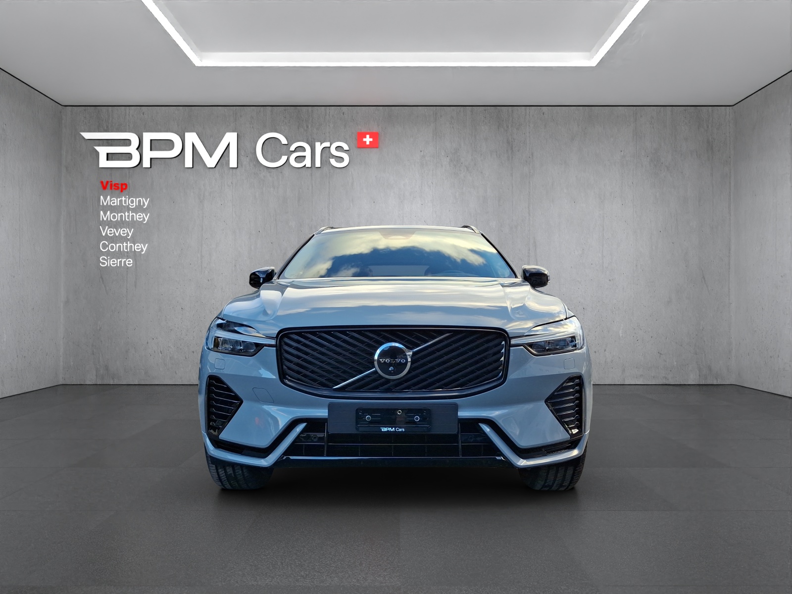 VOLVO XC60 T6 eAWD PluginHybrid Plus Dark Geartronic-image-1
