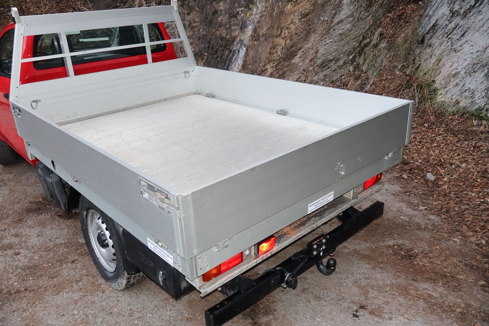 TOYOTA Hilux 2.4D-4D Comfort Single Cab 4x4-image-7