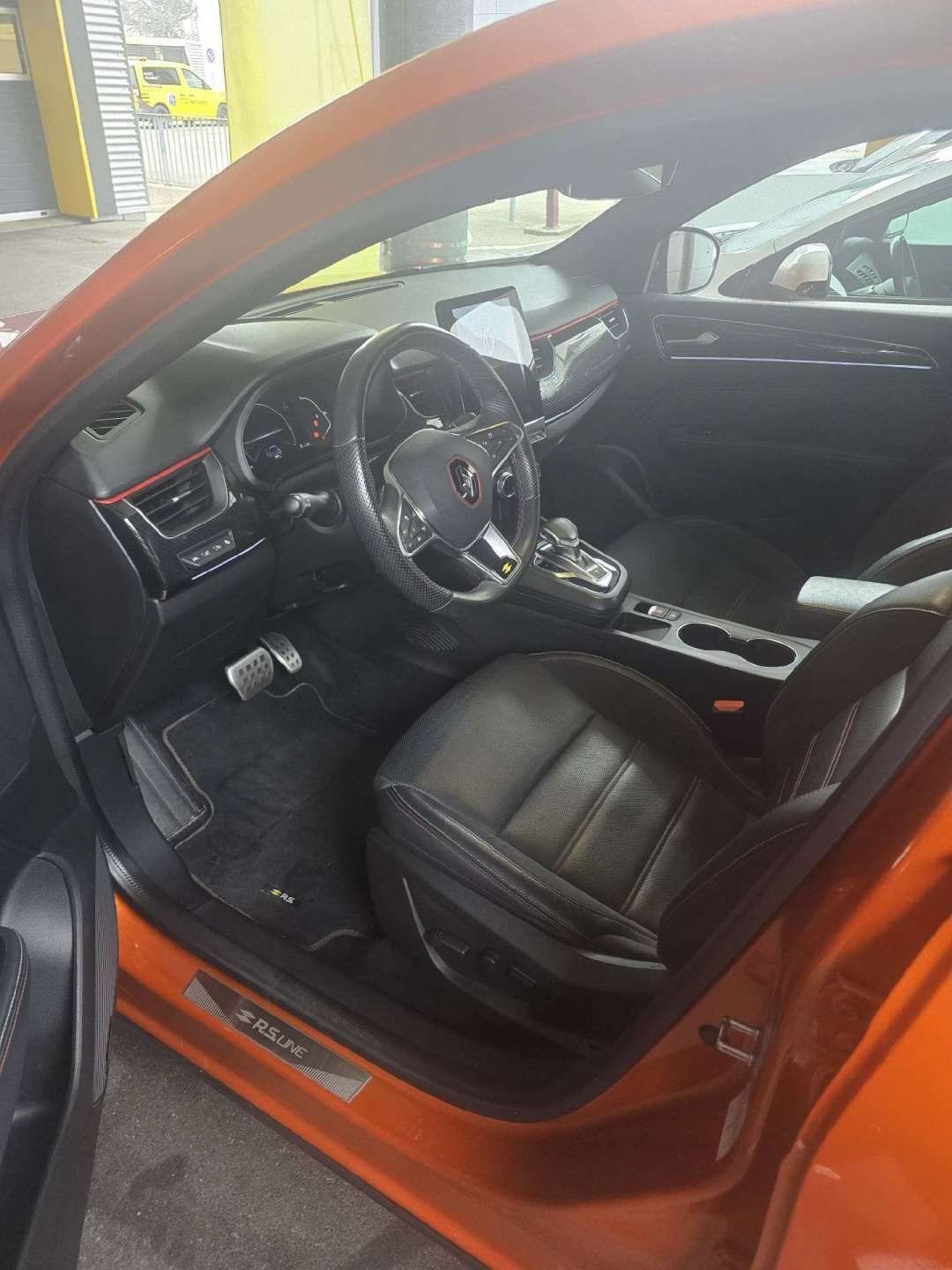 RENAULT Arkana 1.6 E-Tech R.S. Line-image-8