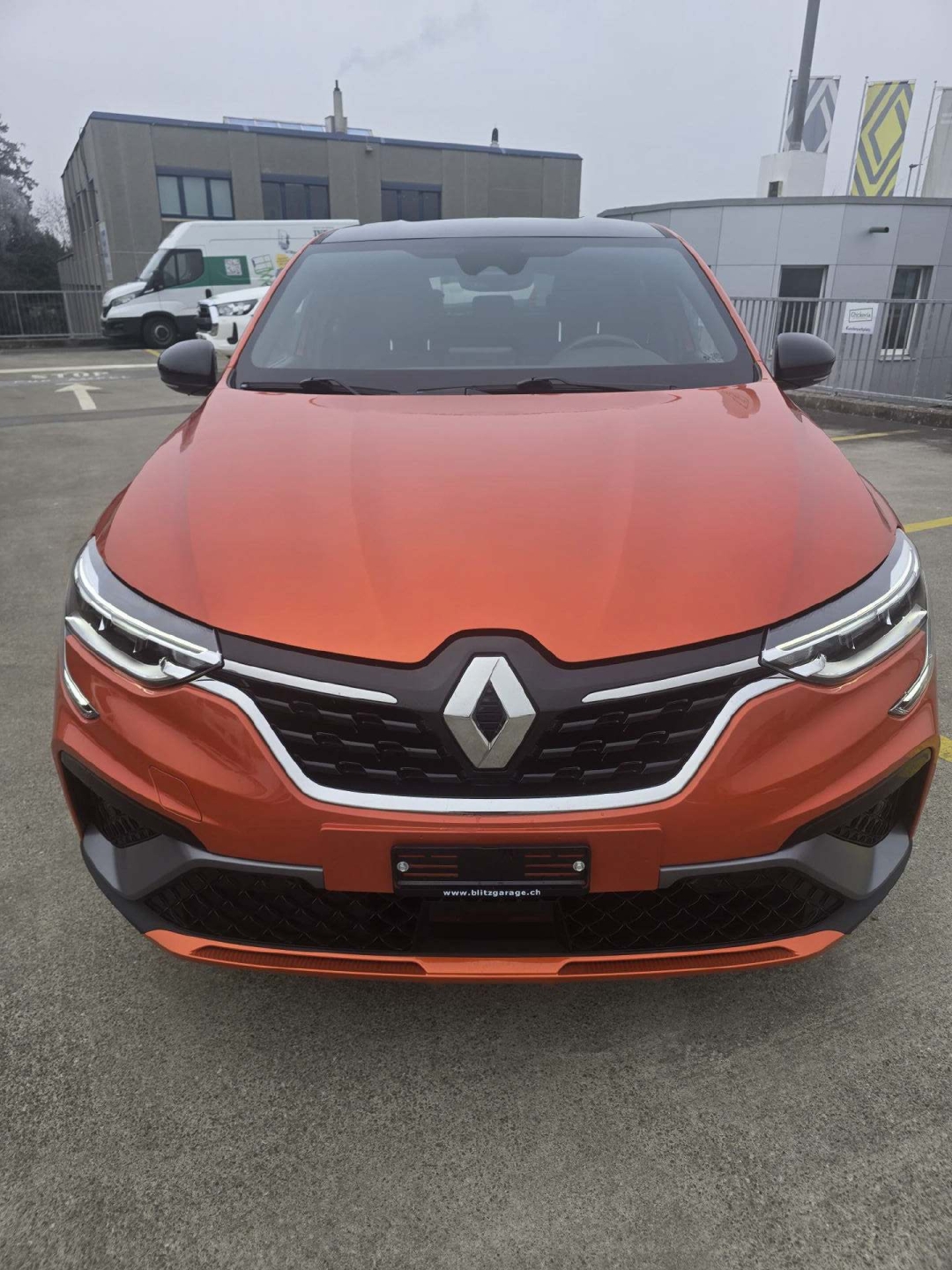 RENAULT Arkana 1.6 E-Tech R.S. Line-image-2