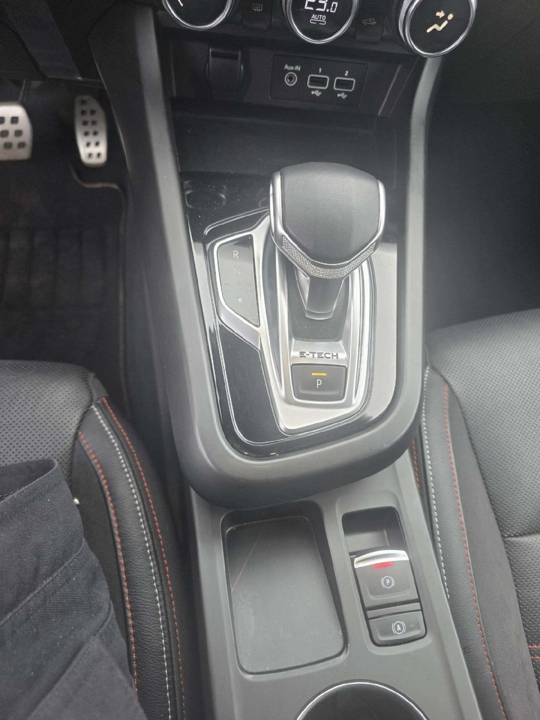 RENAULT Arkana 1.6 E-Tech R.S. Line-image-12