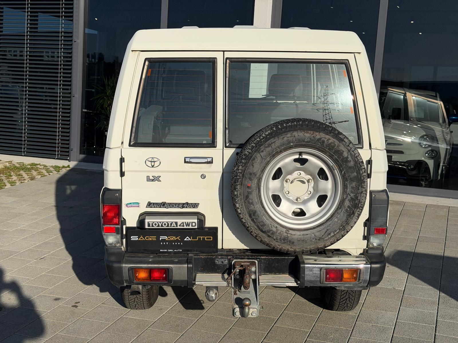 TOYOTA Land Cruiser 400 FRP-Top 4.2 D-image-5