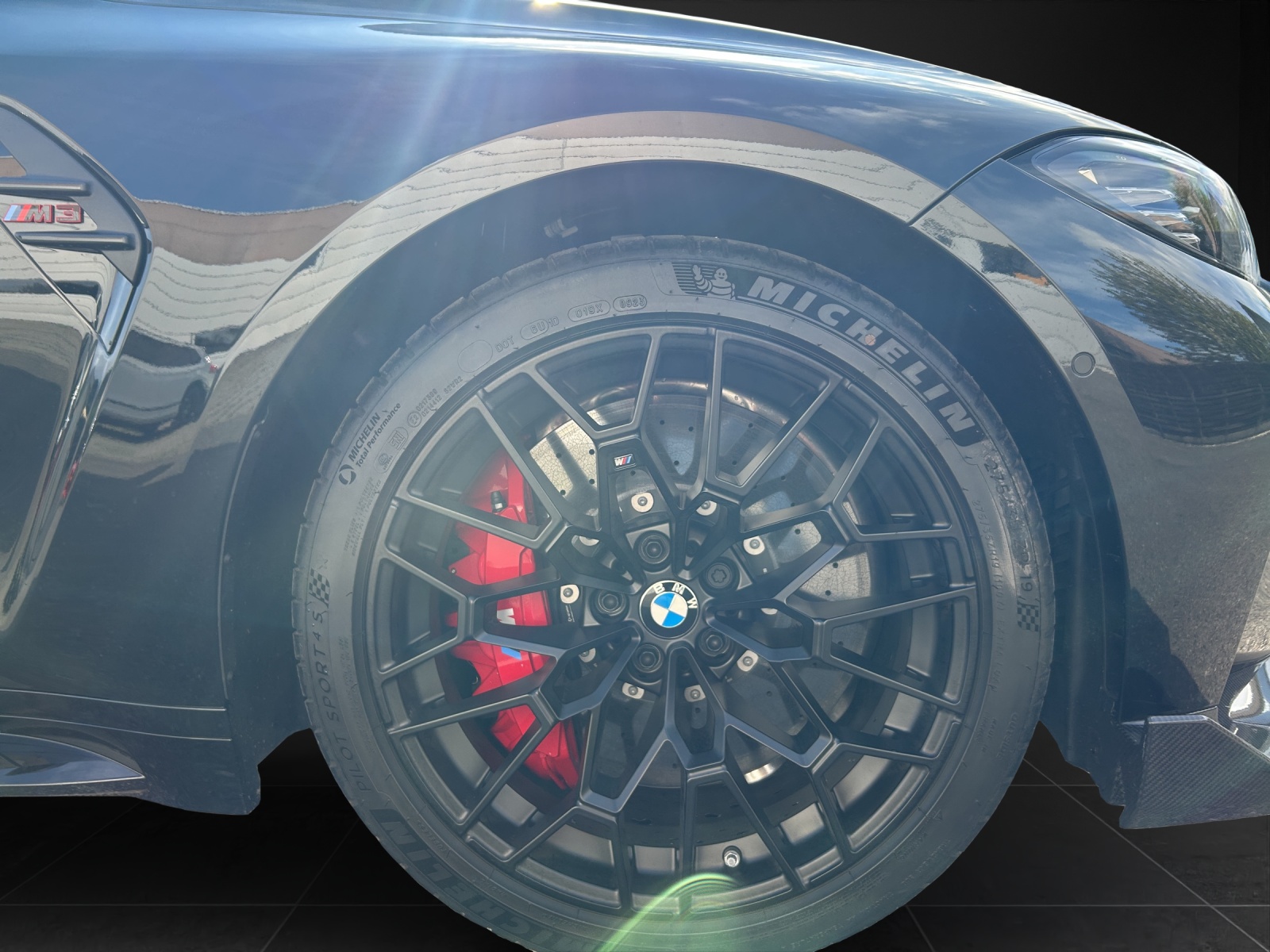 BMW M3 CS-image-13