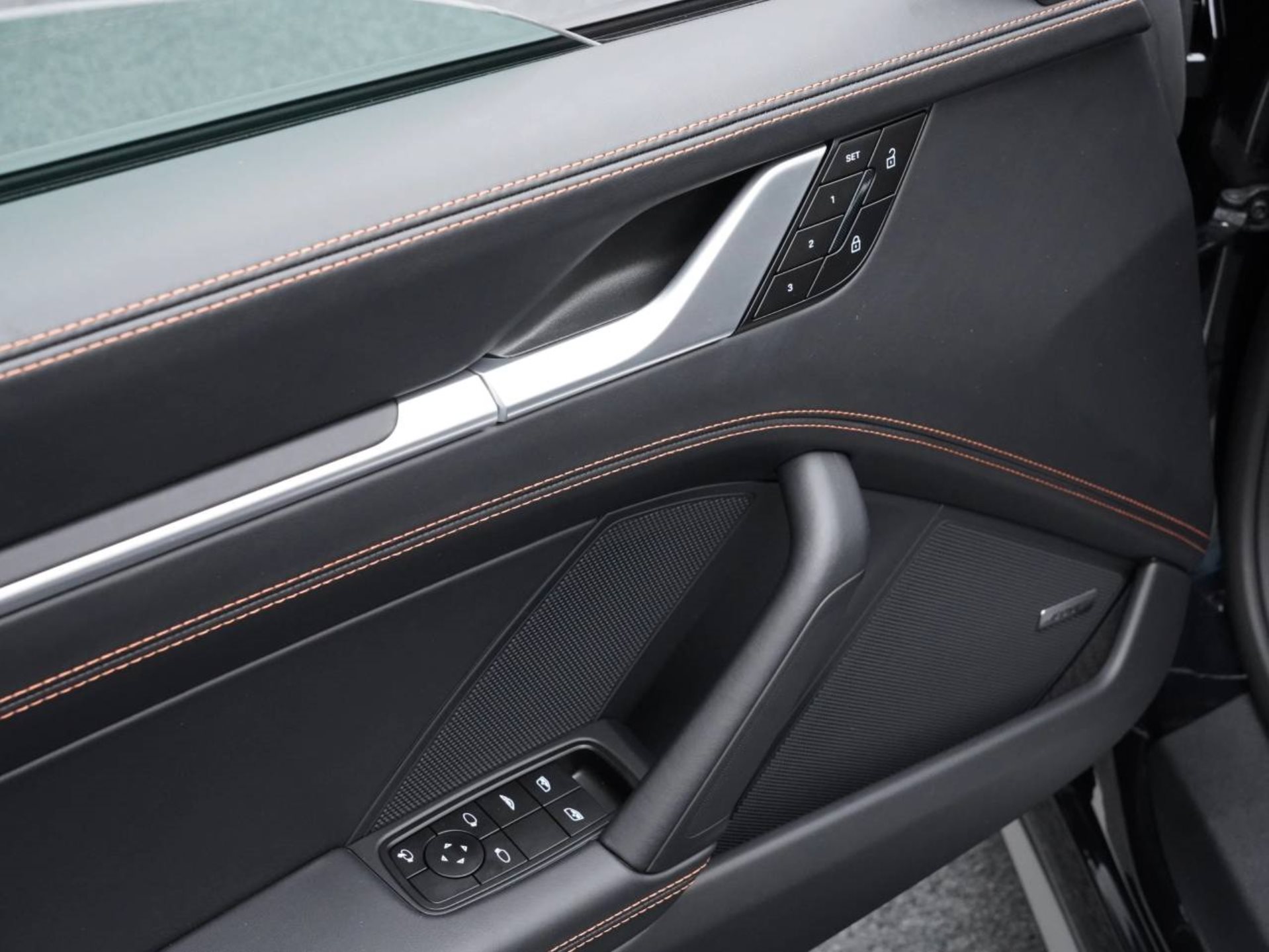 PORSCHE 911 Carrera 4S Cabriolet-image-22
