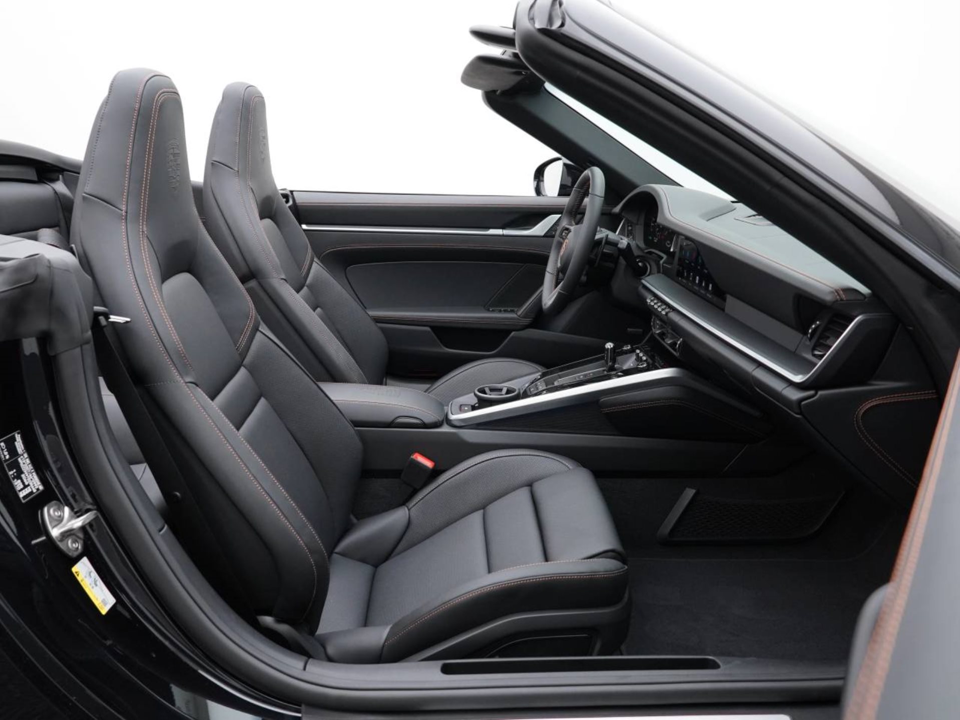 PORSCHE 911 Carrera 4S Cabriolet-image-26