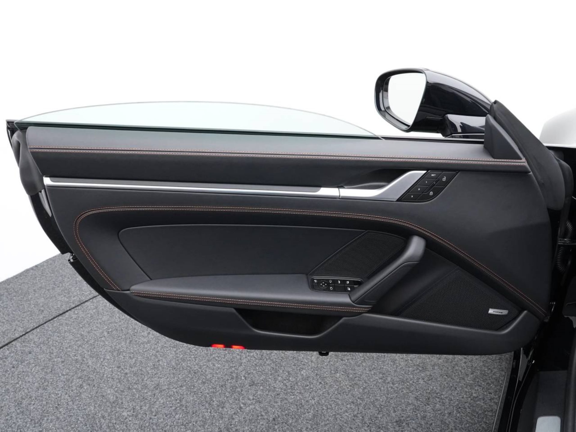 PORSCHE 911 Carrera 4S Cabriolet-image-21