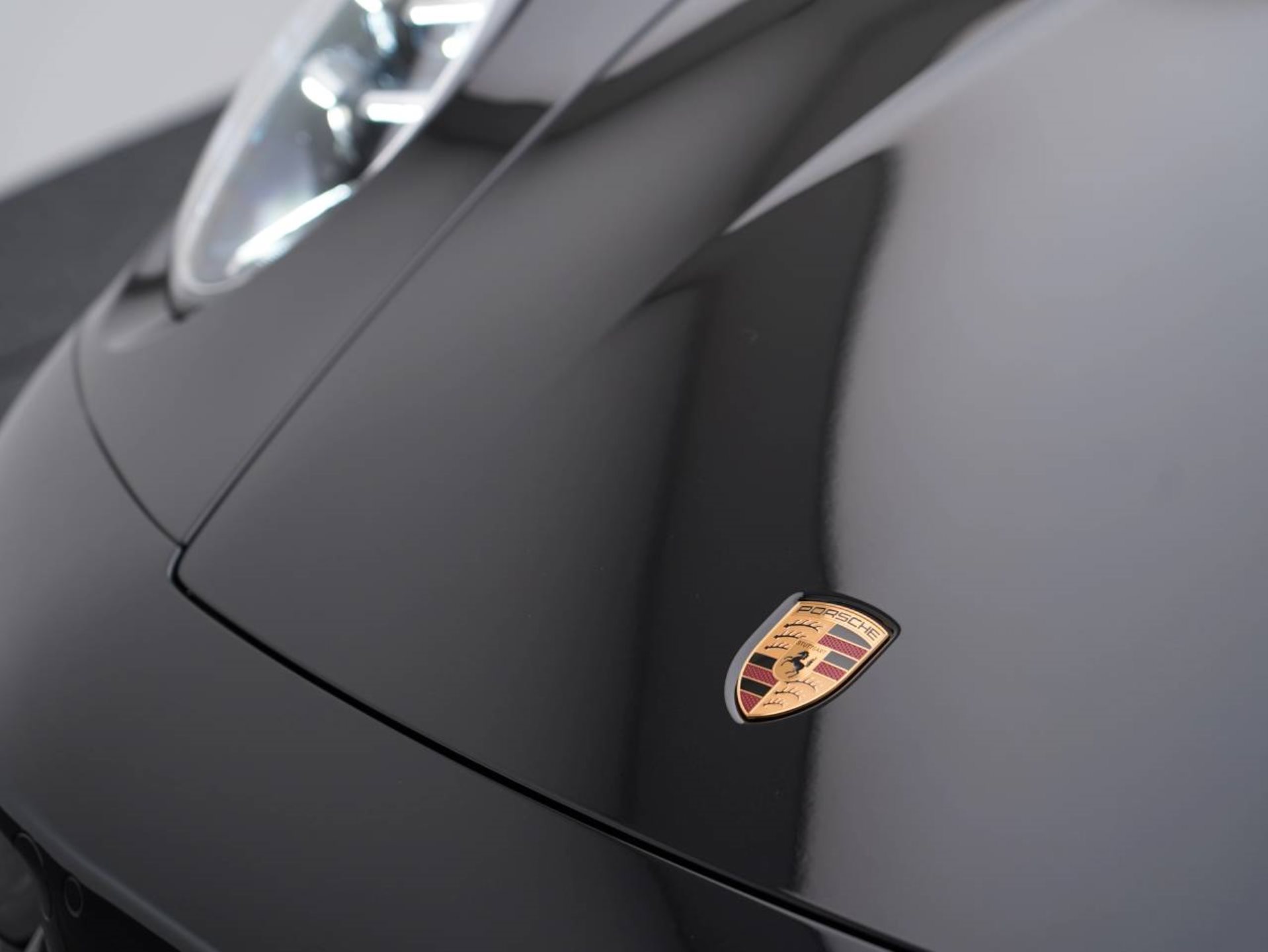 PORSCHE 911 Carrera 4S Cabriolet-image-11