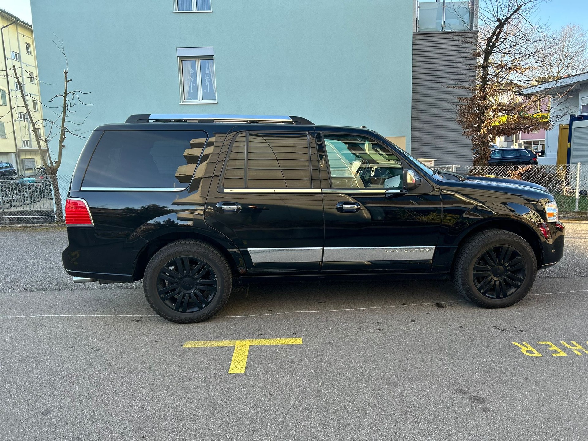 LINCOLN Navigator-image-7