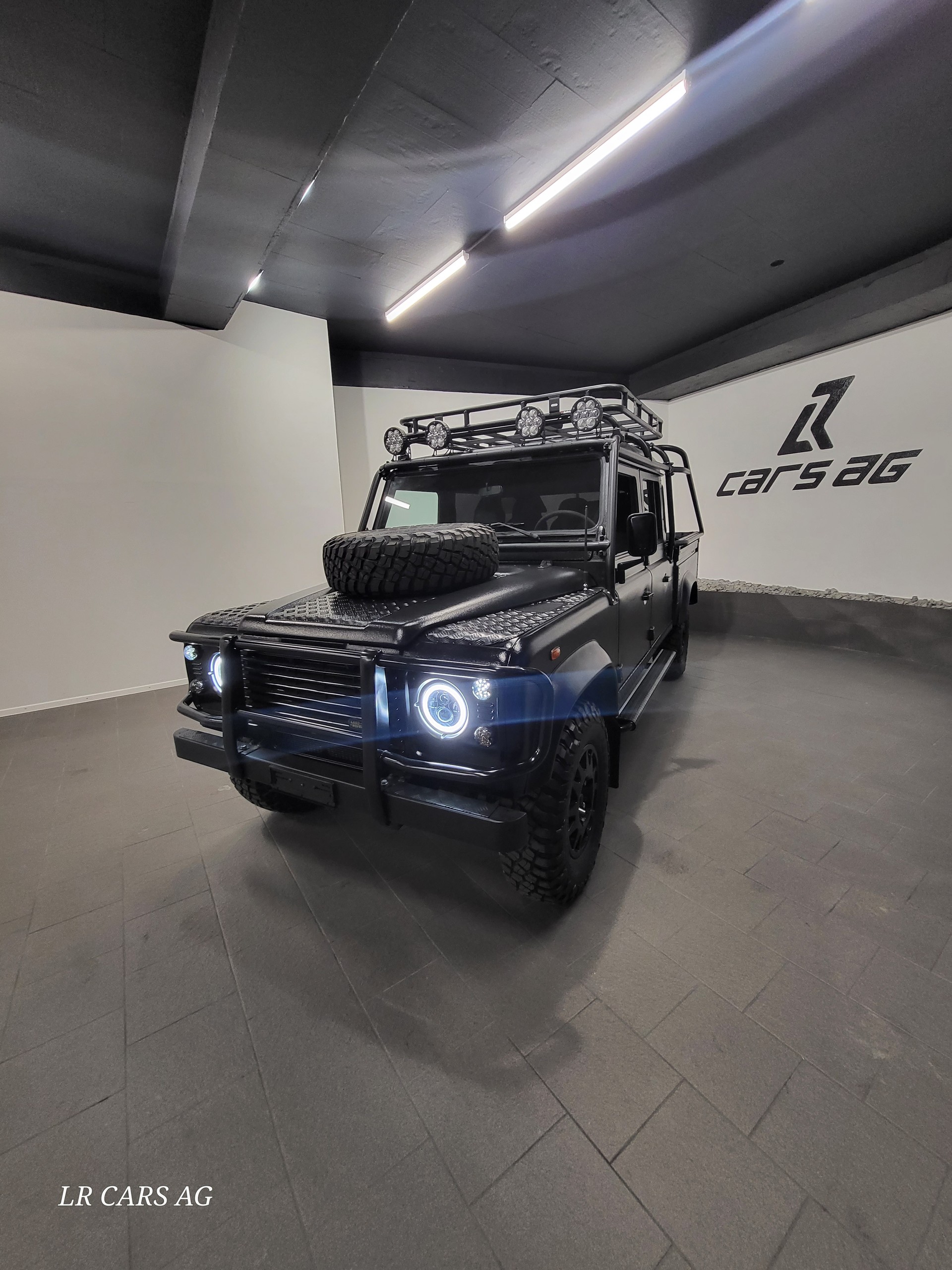 LAND ROVER 130 TD5-image-0