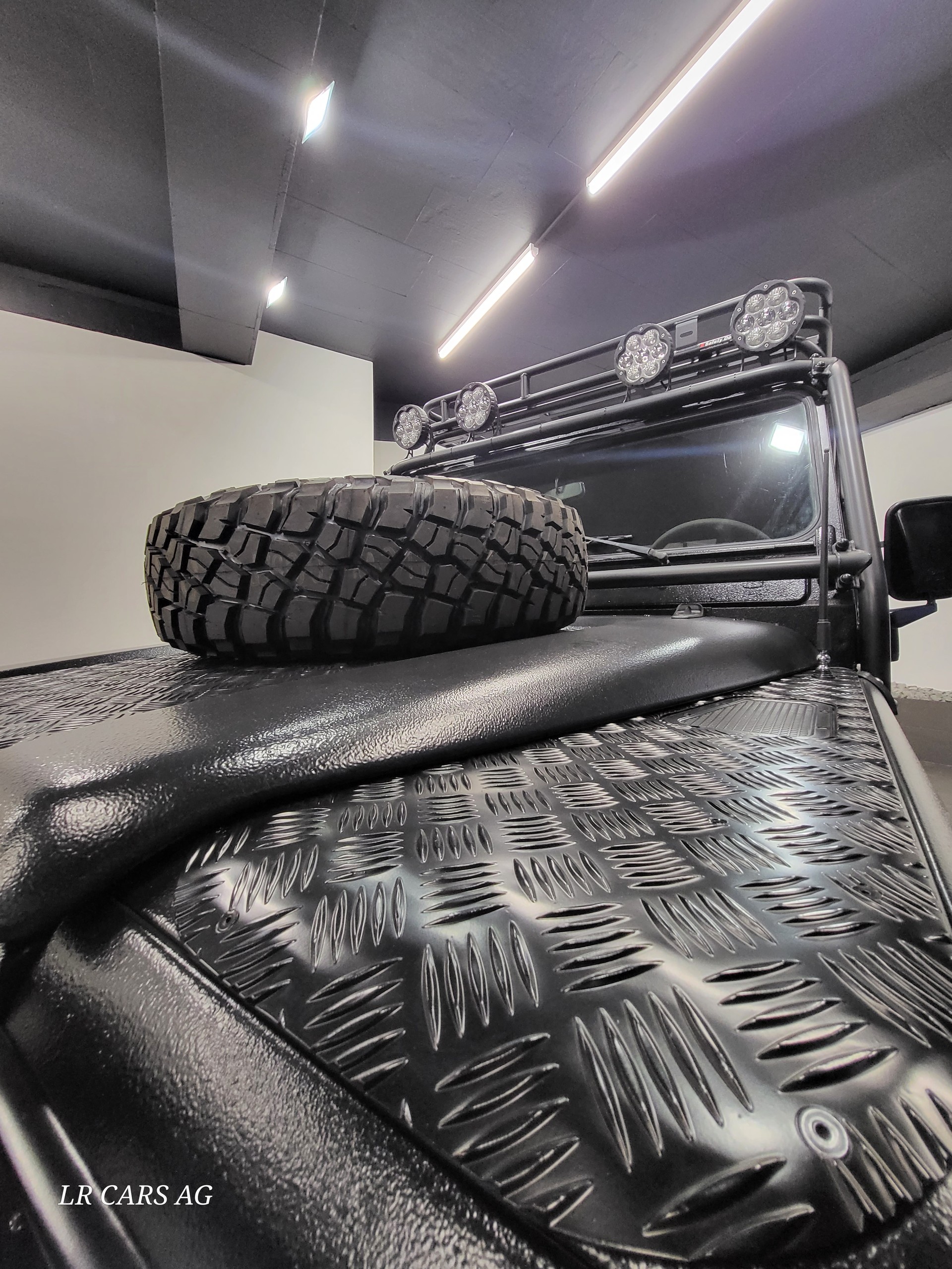 LAND ROVER 130 TD5-image-6
