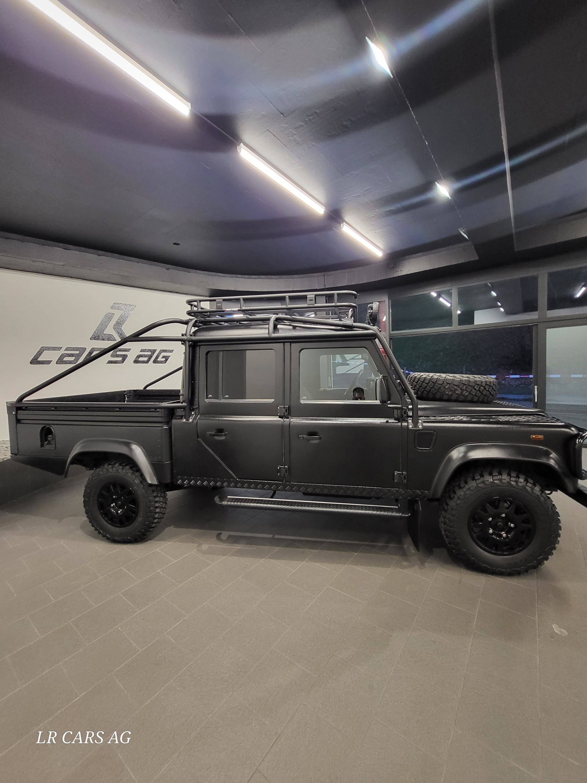 LAND ROVER 130 TD5-image-3