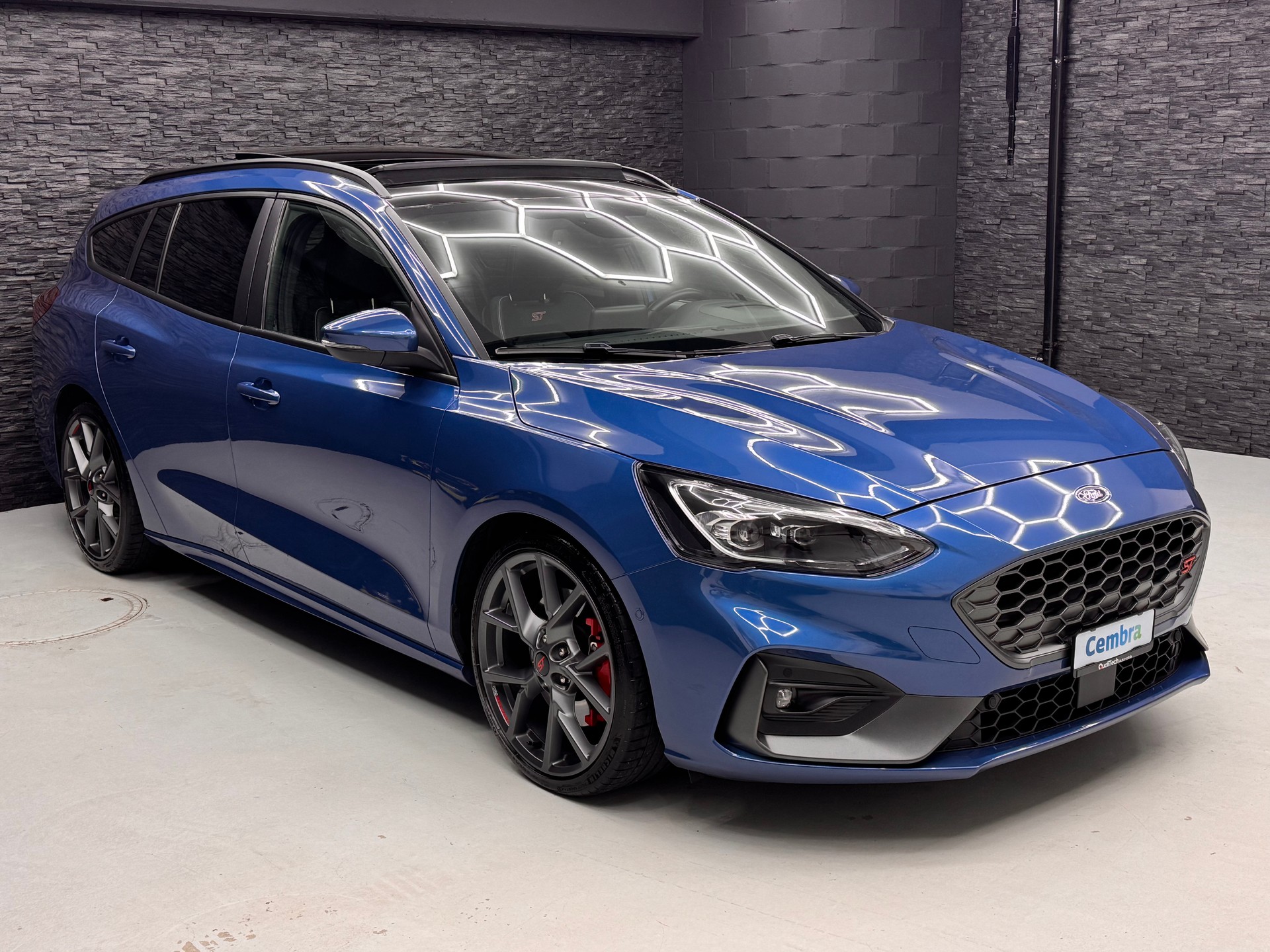 FORD Focus ST 2.3 Styling Paket Automat-image-2
