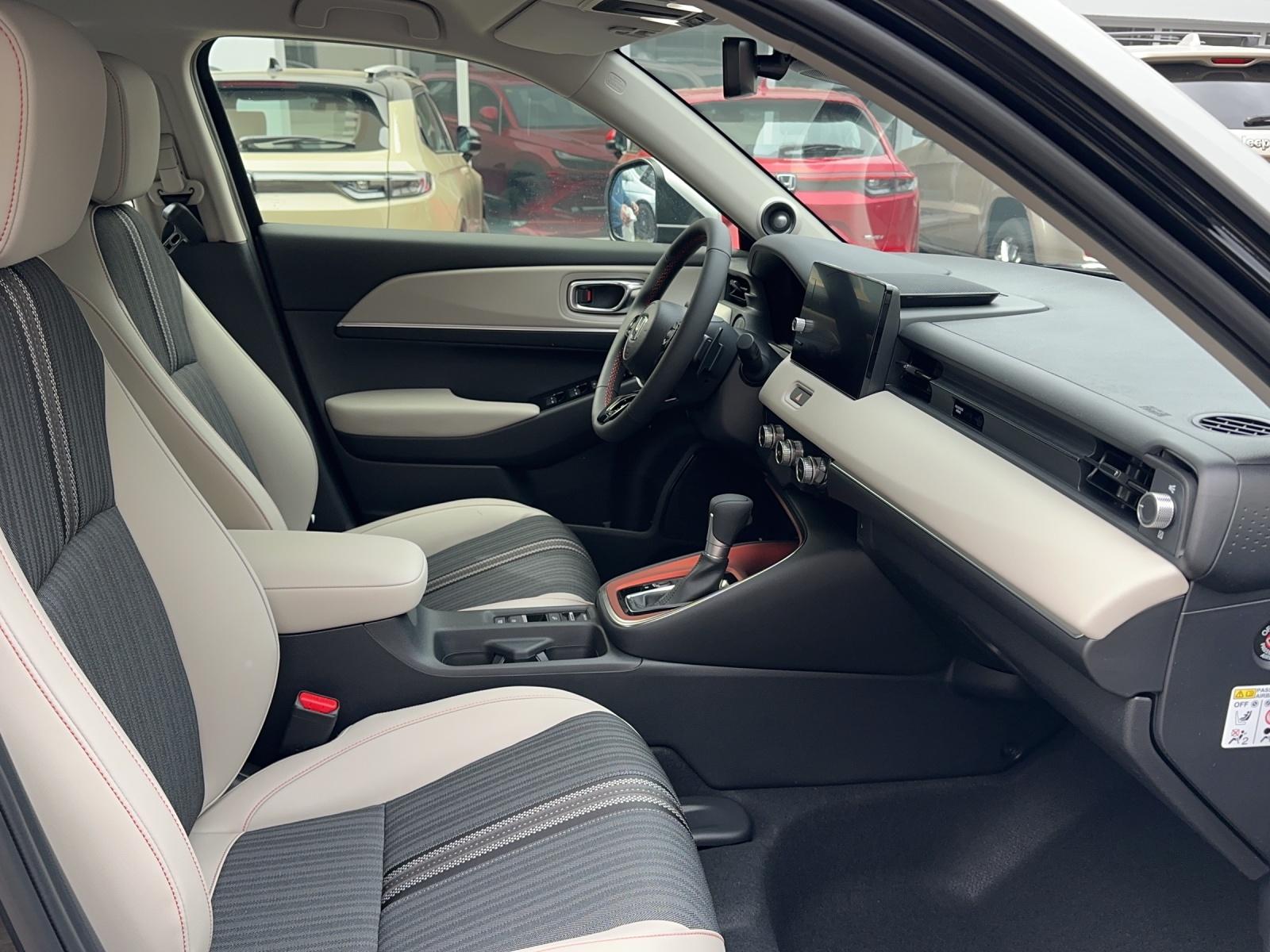 HONDA HR-V 1.5 i-MMD Advance Style-image-9