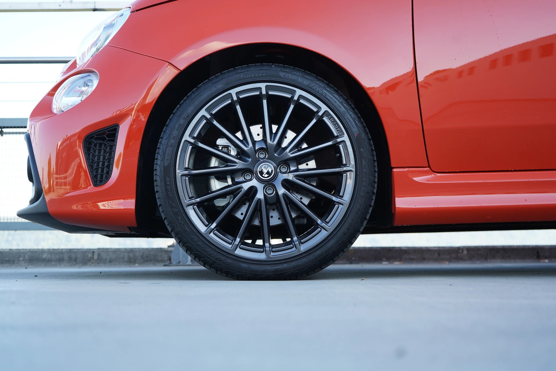 FIAT 595 1.4 16V TURBO ABARTH 595 GRAND PRIX EDITION l 165 PS-image-18