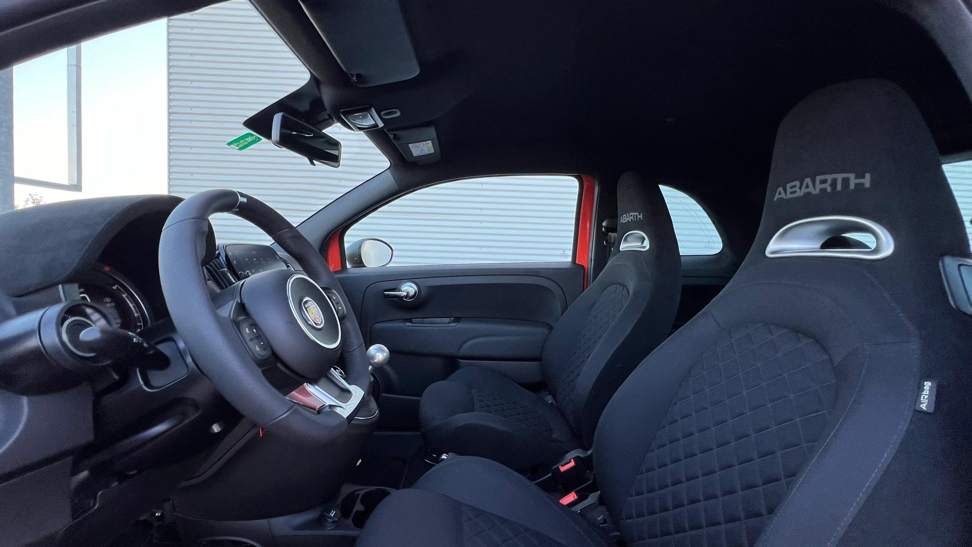 FIAT 595 1.4 16V TURBO ABARTH 595 GRAND PRIX EDITION l 165 PS-image-25
