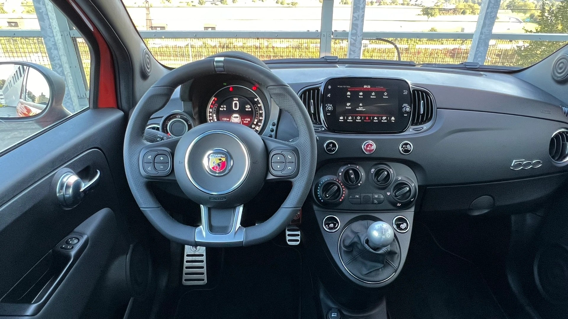 FIAT 595 1.4 16V TURBO ABARTH 595 GRAND PRIX EDITION l 165 PS-image-21