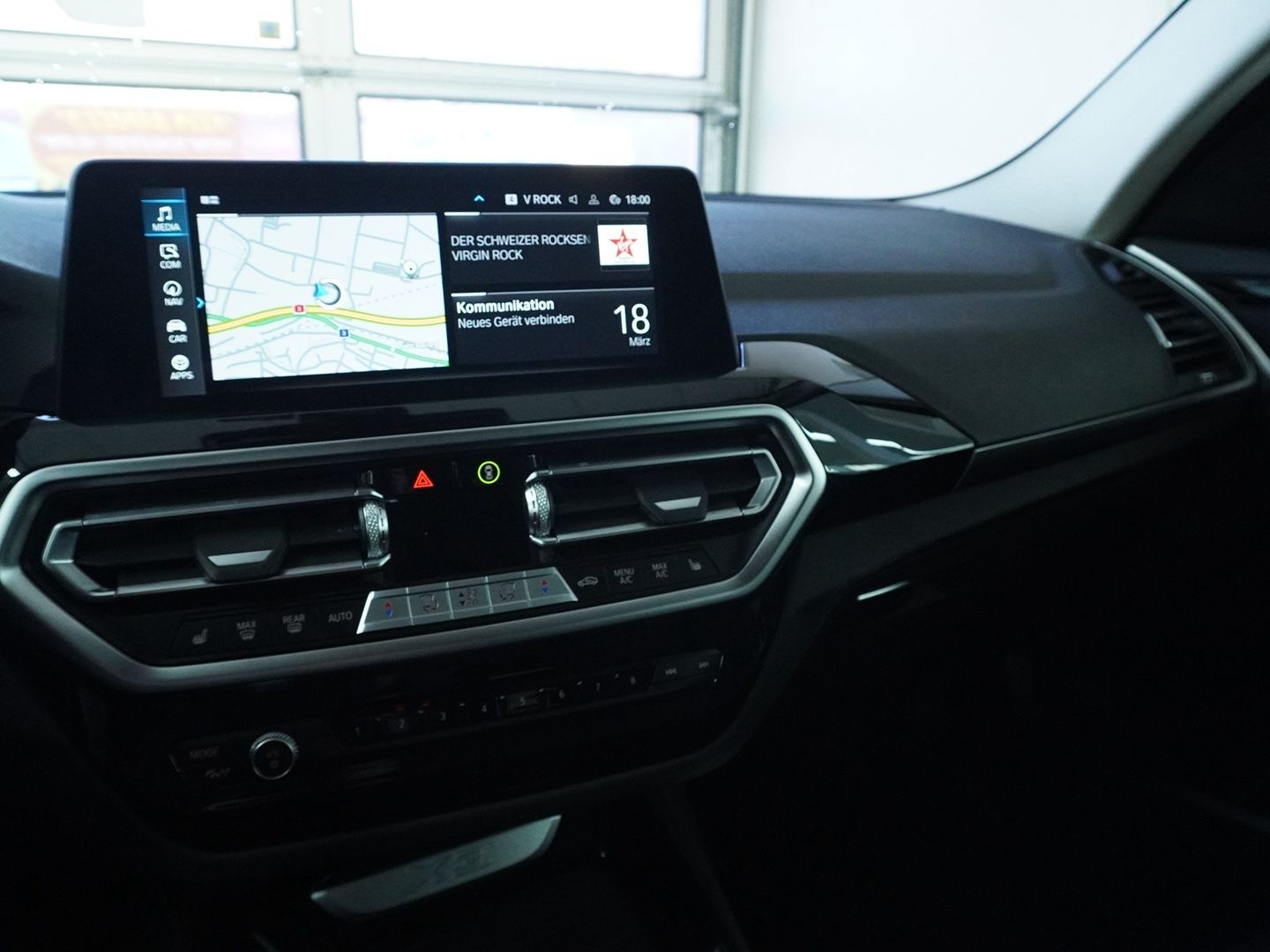 BMW X3 xDrive 30e-image-6