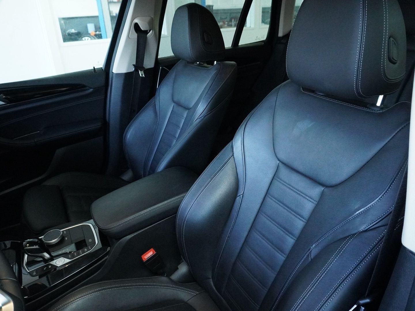 BMW X3 xDrive 30e-image-3