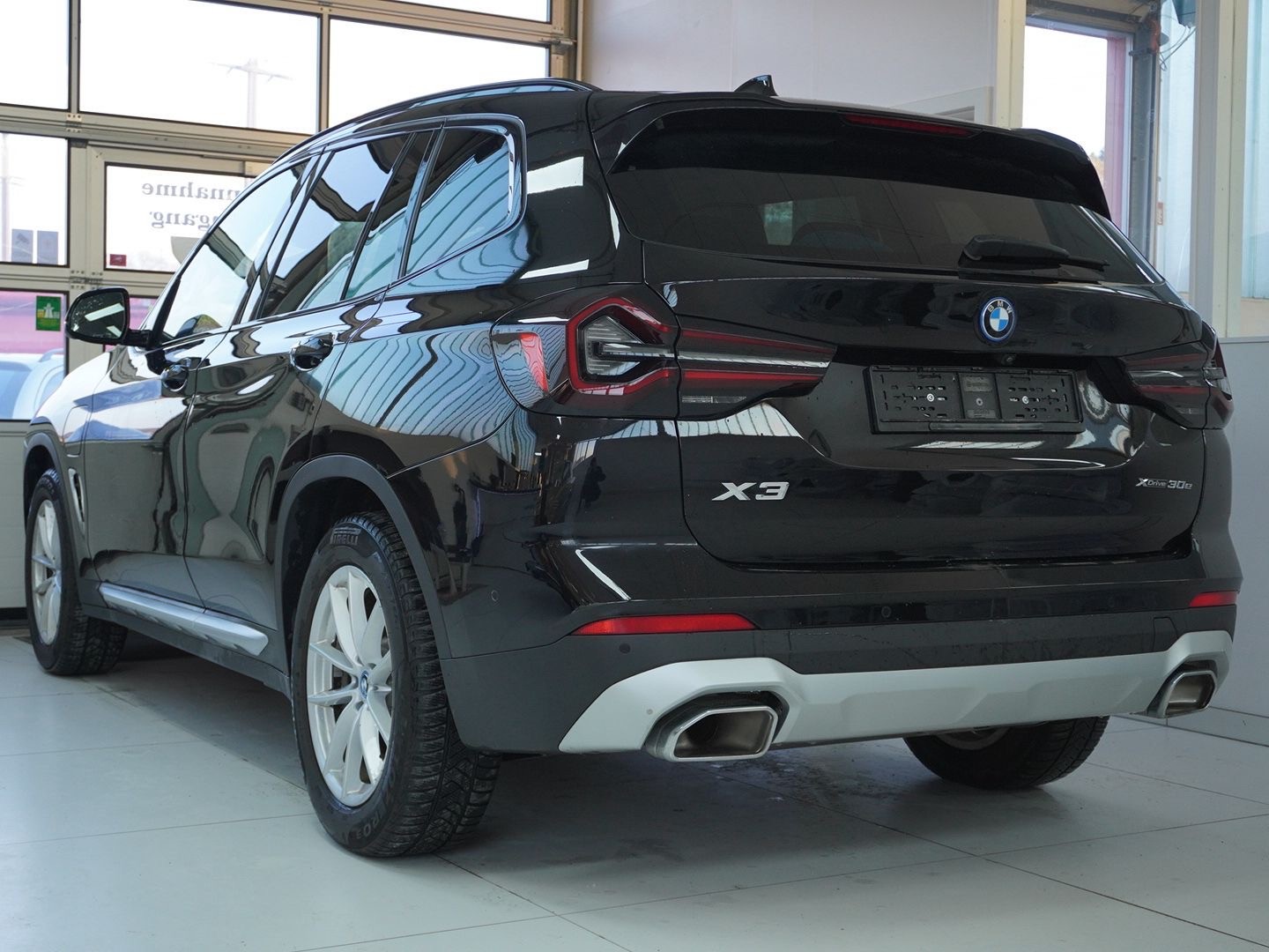 BMW X3 xDrive 30e-image-1
