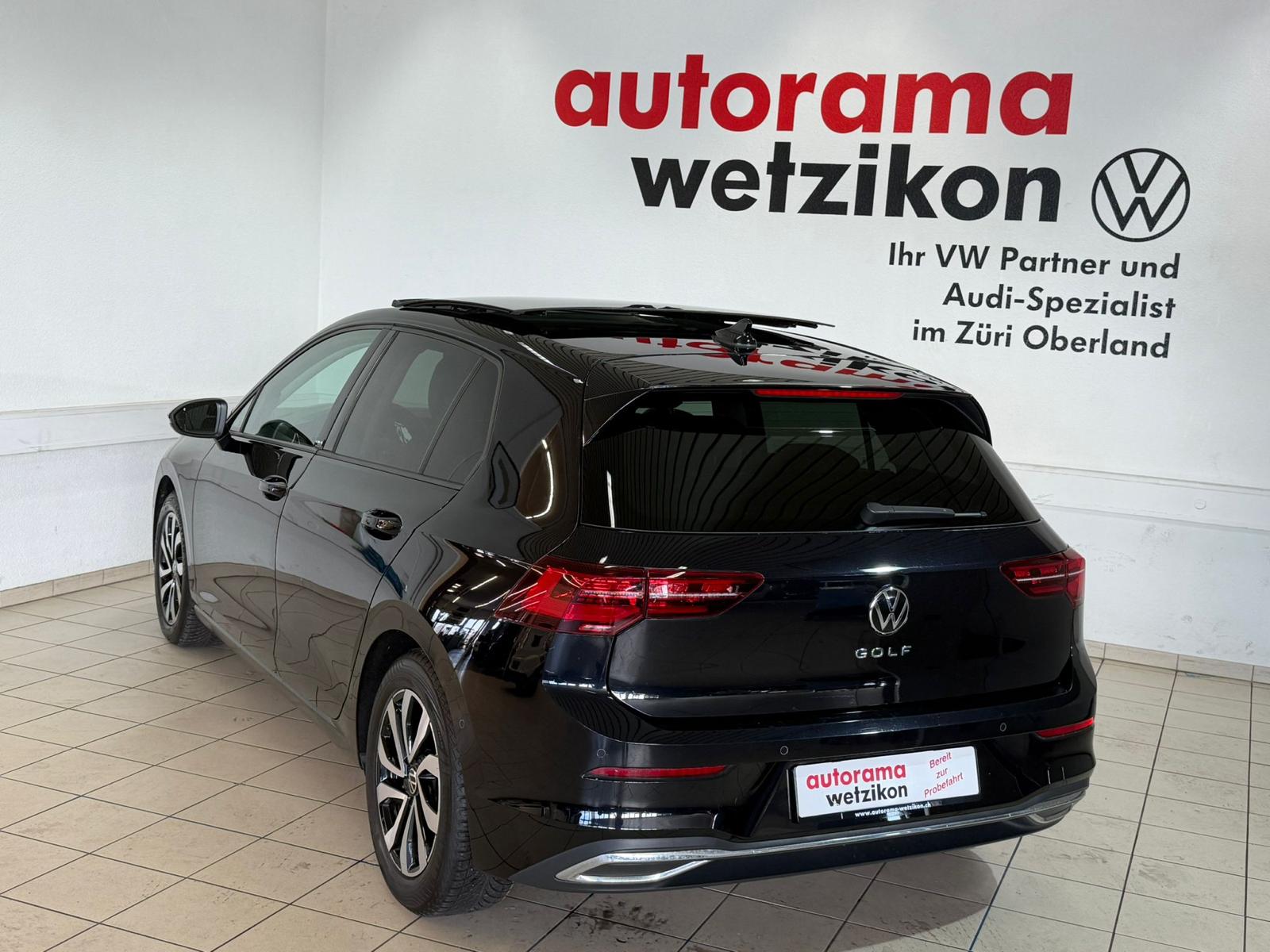 VW Golf 2.0 TDI Style DSG-image-3