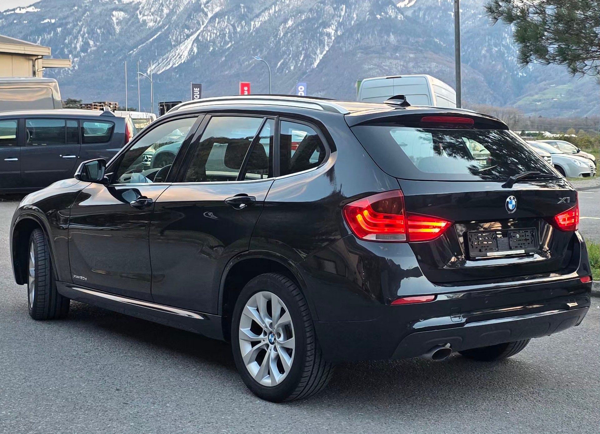 BMW X1 xDrive 20d M-Sport Packet Line Steptronic-image-4