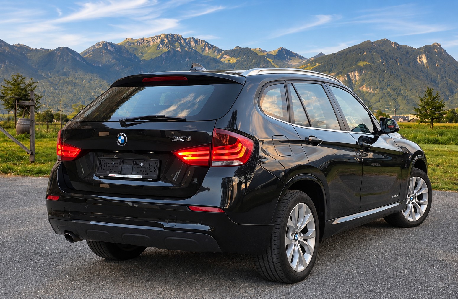BMW X1 xDrive 20d M-Sport Packet Line Steptronic-image-2