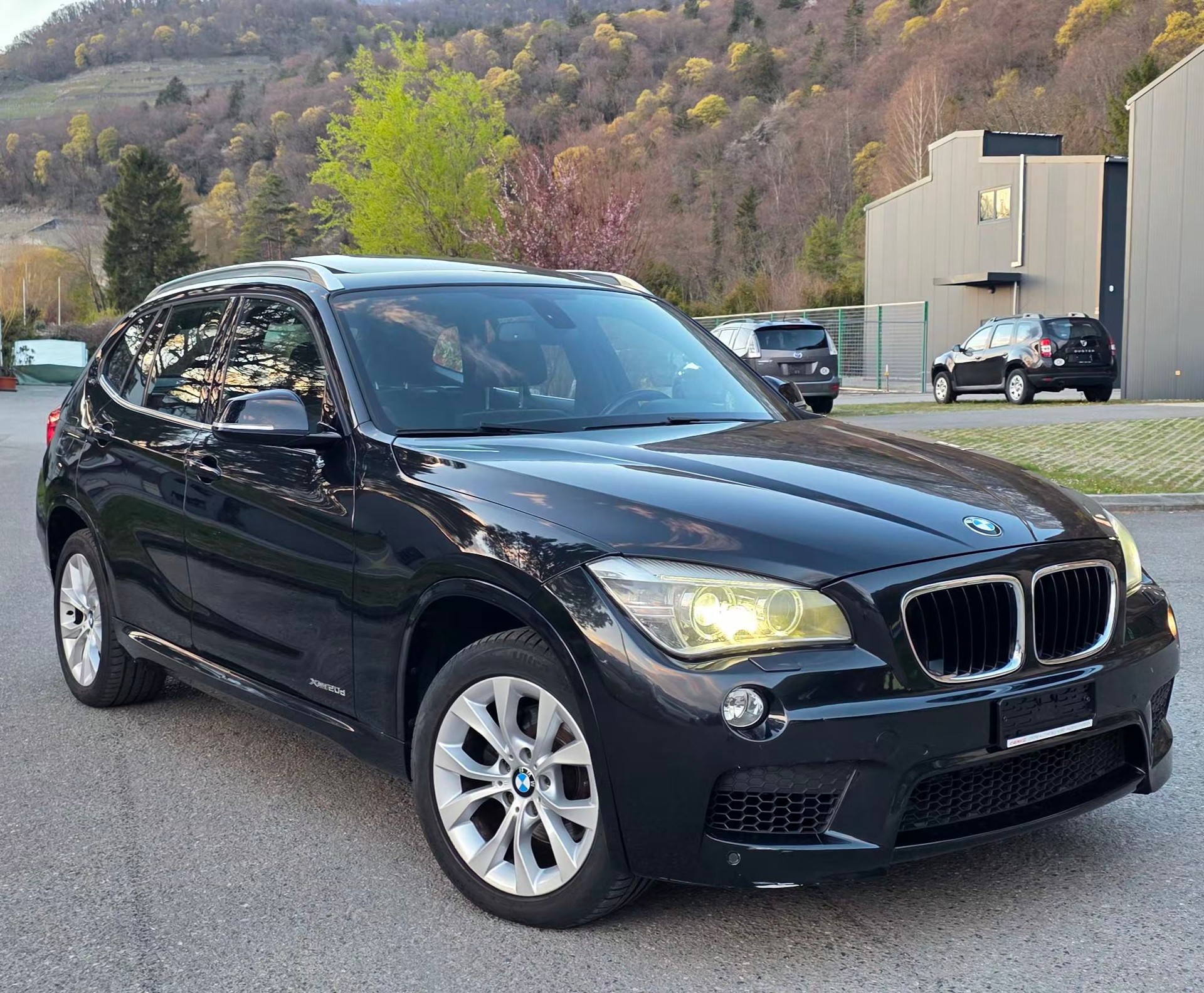 BMW X1 xDrive 20d M-Sport Packet Line Steptronic-image-1