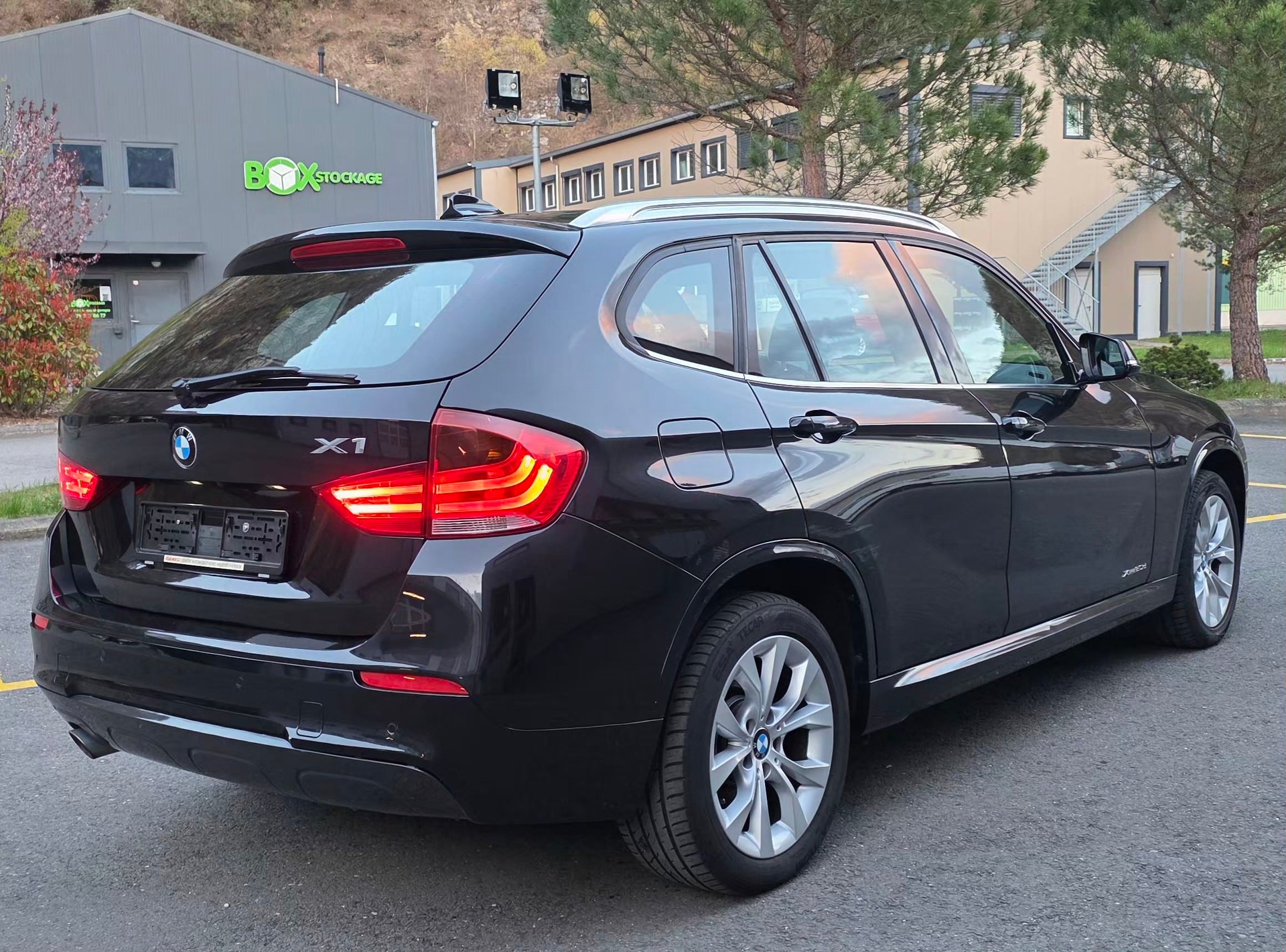 BMW X1 xDrive 20d M-Sport Packet Line Steptronic-image-13