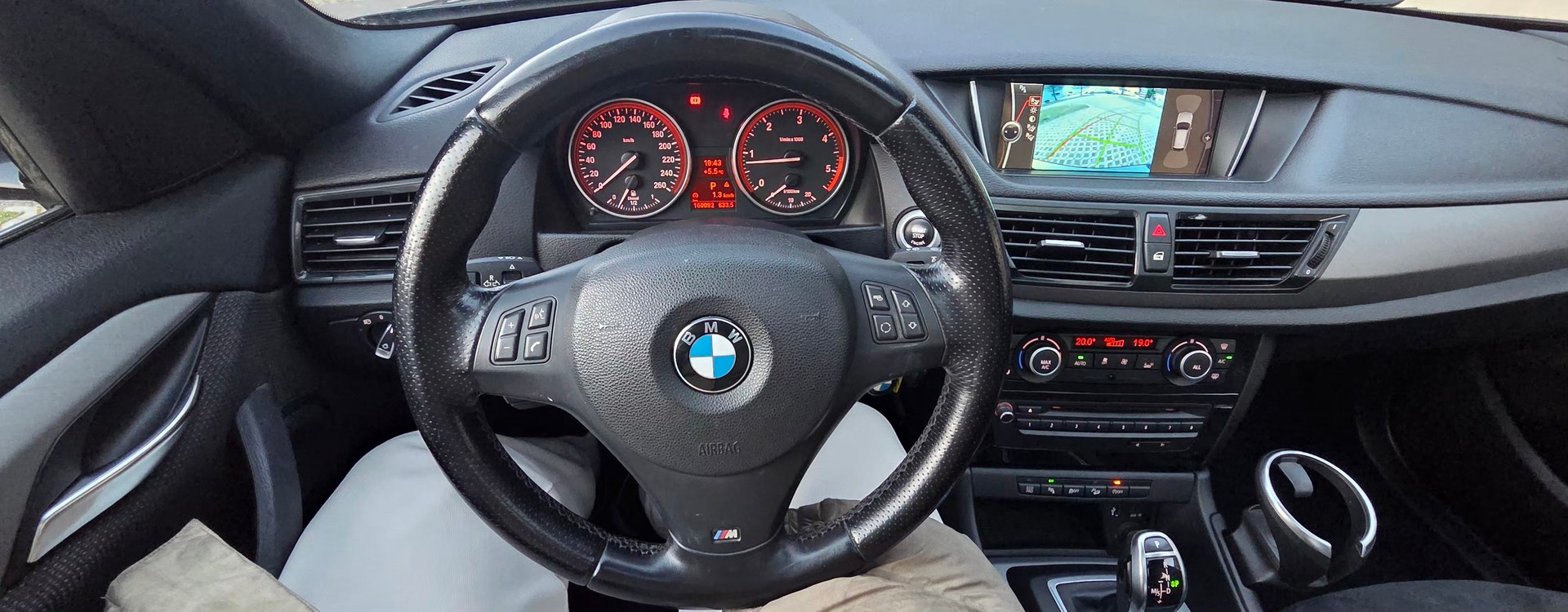BMW X1 xDrive 20d M-Sport Packet Line Steptronic-image-15