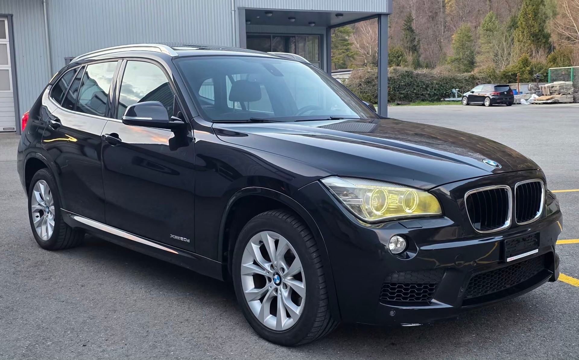 BMW X1 xDrive 20d M-Sport Packet Line Steptronic-image-11