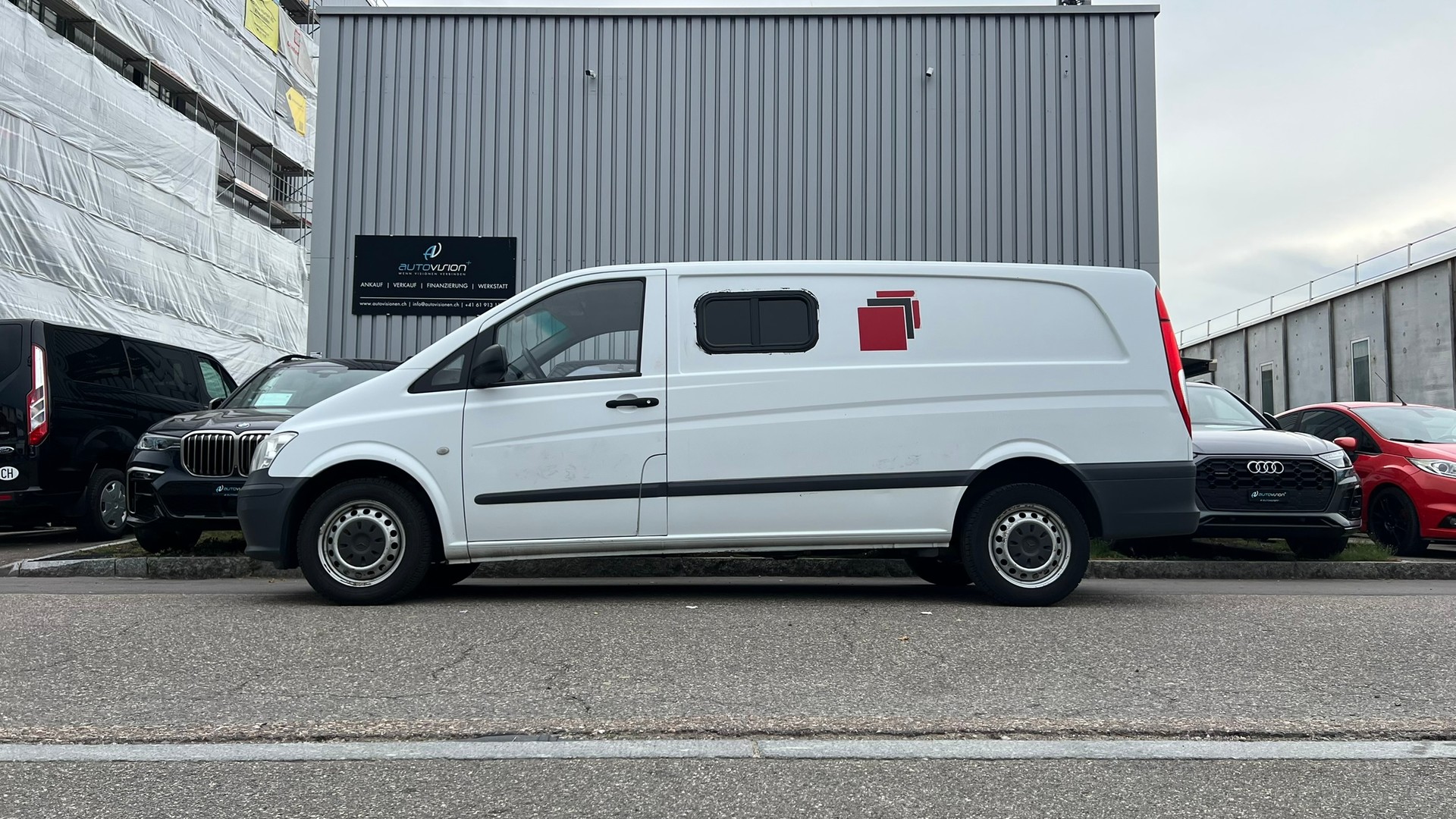 MERCEDES-BENZ VITO 113 CDI BLUE EFFICIENCY EL l 136 PS-showroom-element-1