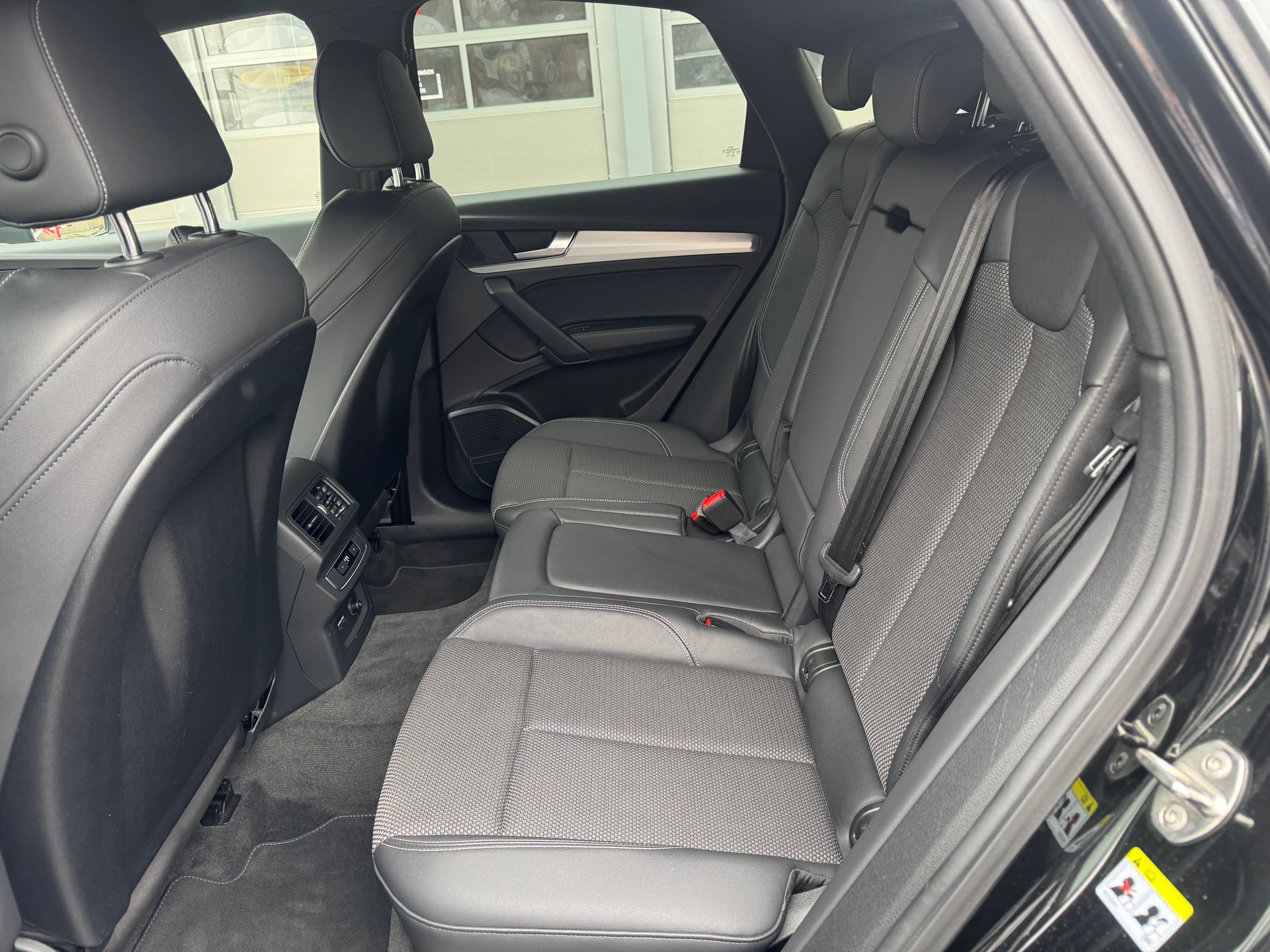 AUDI Q5 Sportback 50 TFSI e PHEV quattro S-tronic*Anhängerkupplung*-image-9