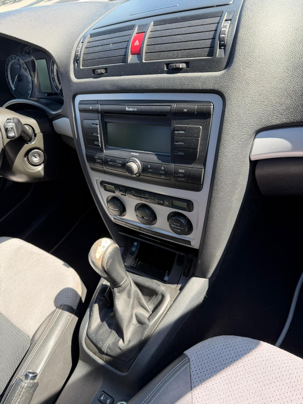SKODA Octavia 2.0 TFSI RS-image-7